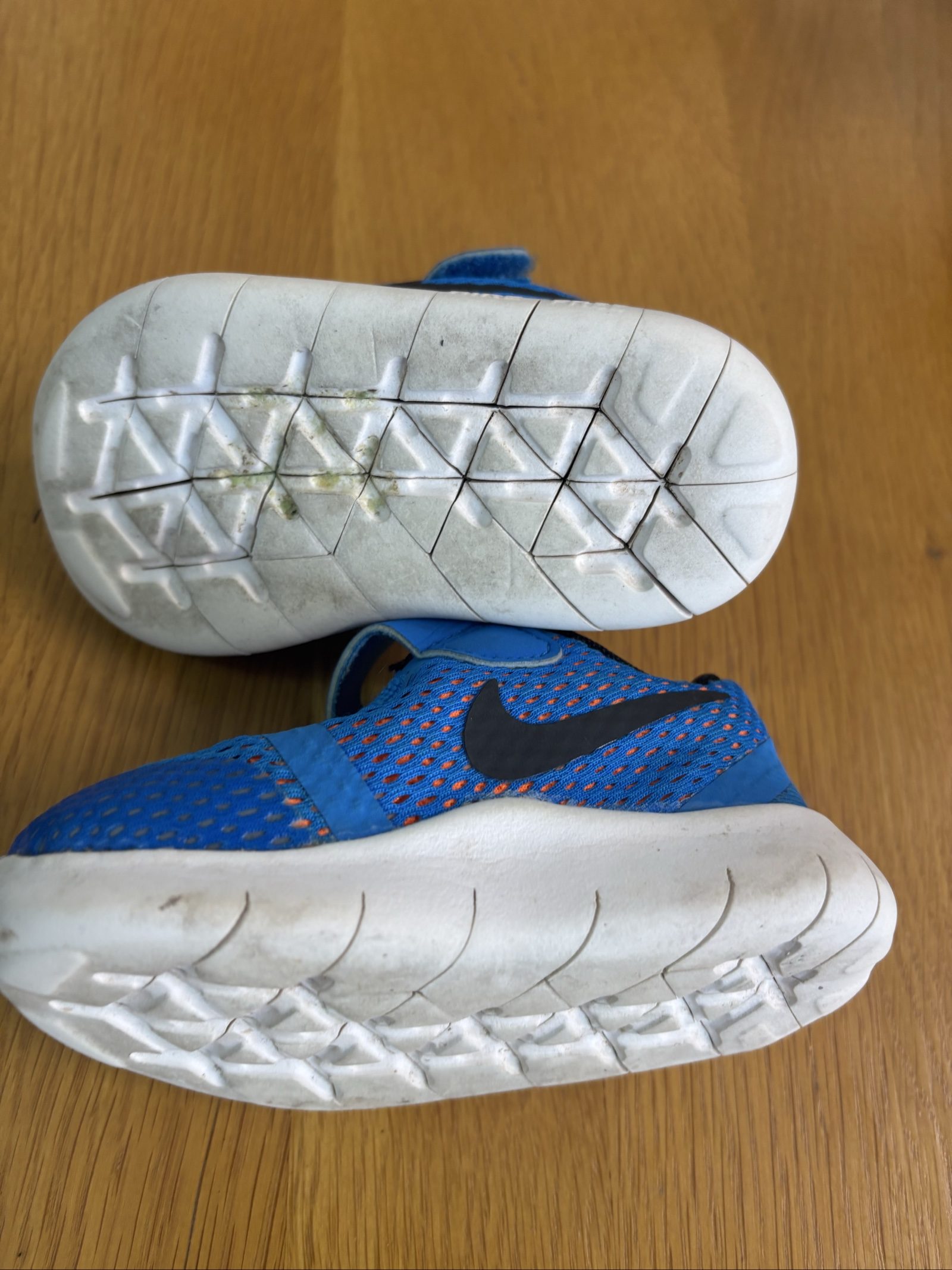 Nike Kids Blue & Black Trainers Size 4.5 Dual Pair image 3