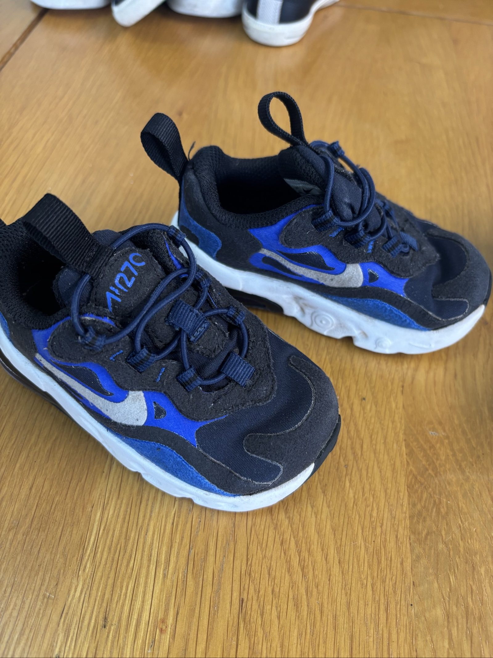 Nike Kids Blue & Black Trainers Size 4.5 Dual Pair image 4