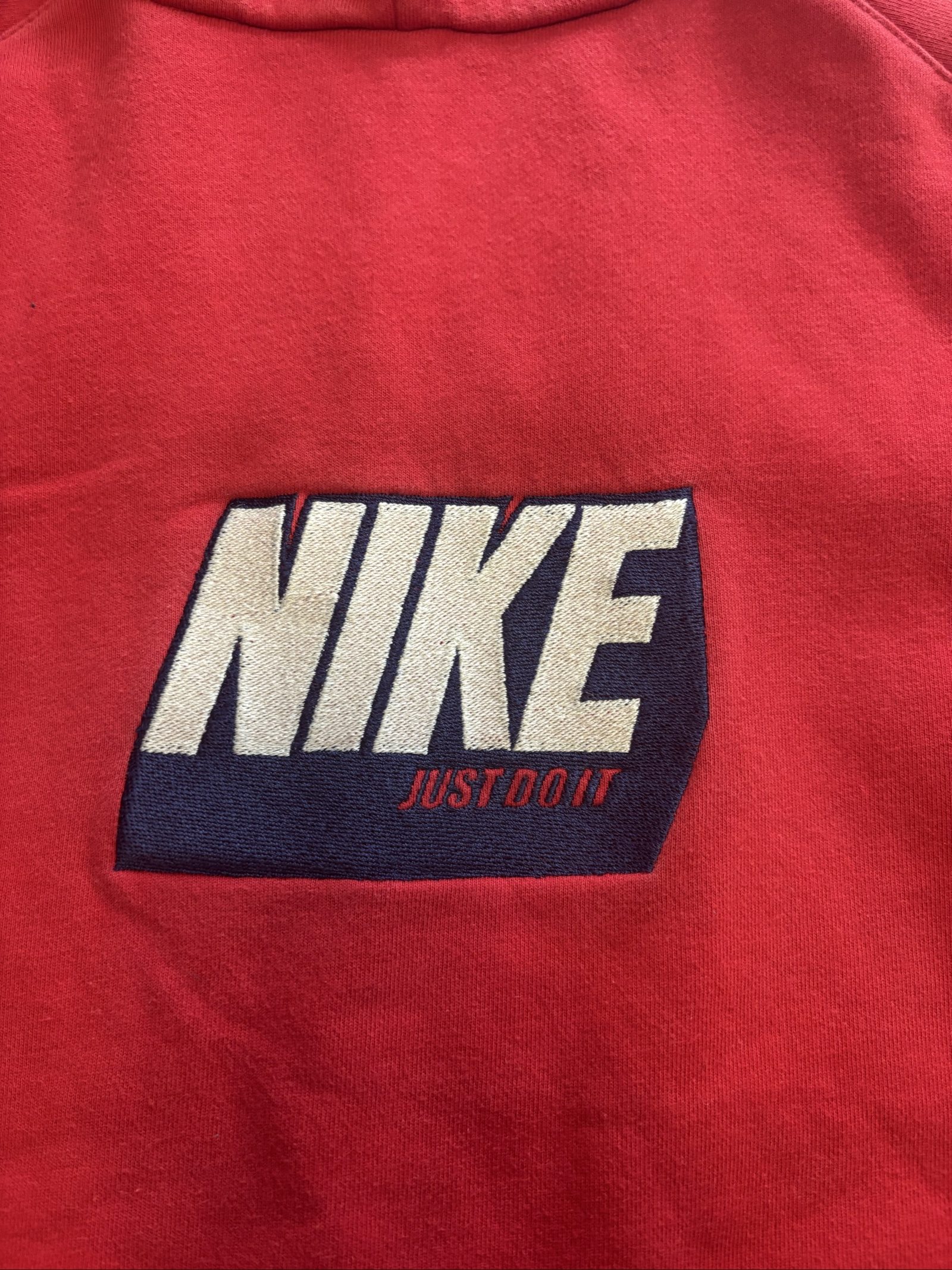Nike Red & Navy Hoodie Large Athletic Jumper. image 2