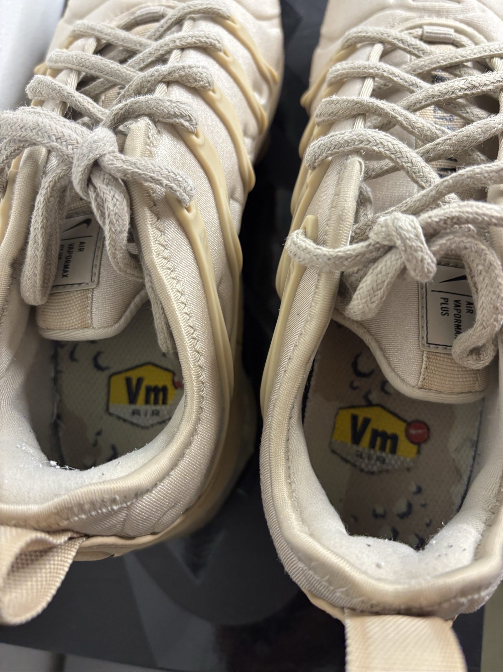 Nike Beige Vapormax Plus Sneakers UK 5 image 6