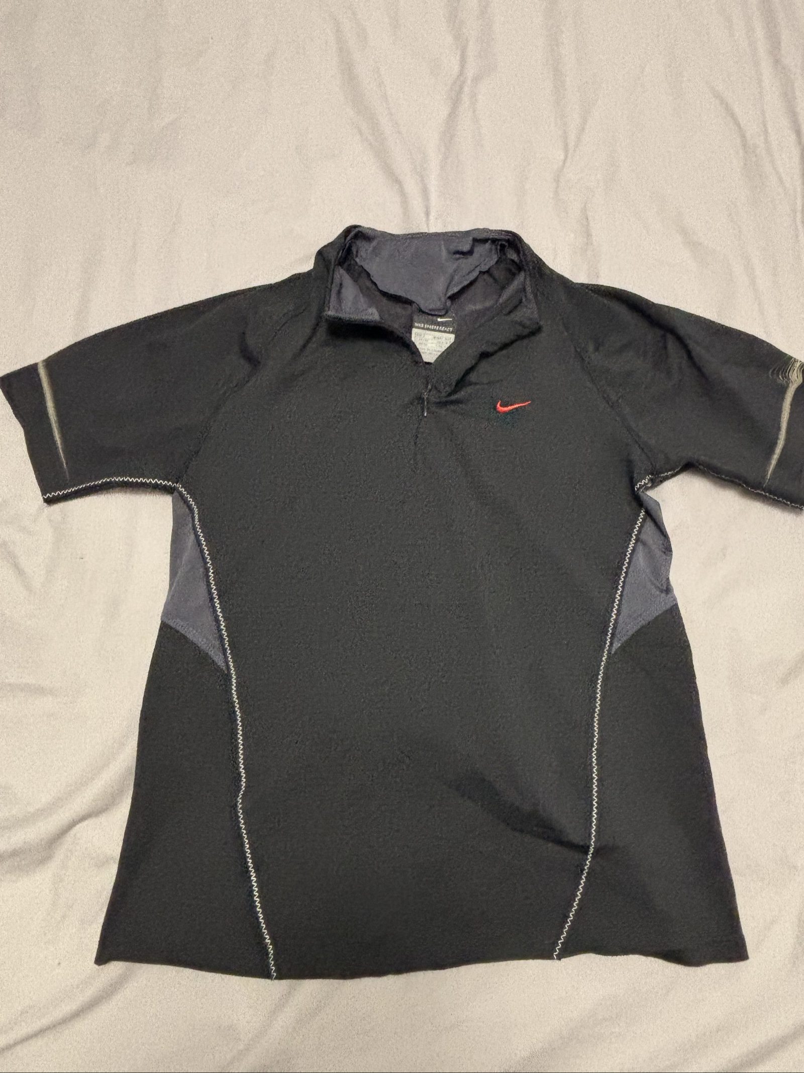 Nike Black & Grey Sphere React women’s Small Half Zip Top image 3