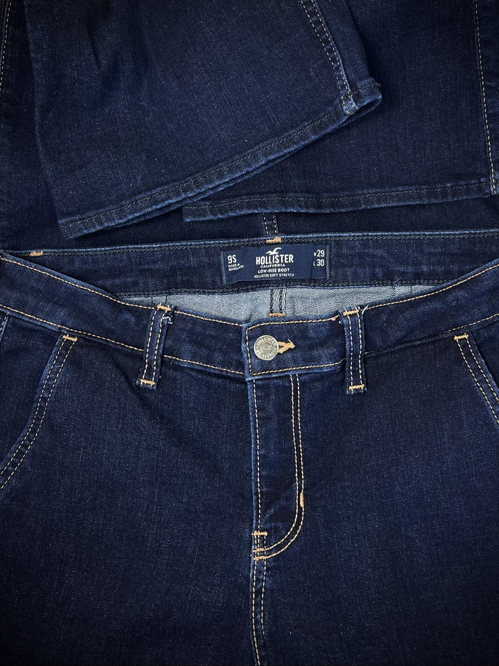 Hollister Women's Dark Blue Low-Rise Bootcut Jeans 29x30 image 4