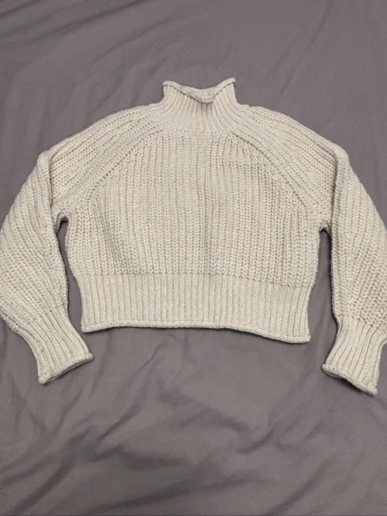 H&M Cream Cropped Knit Turtleneck