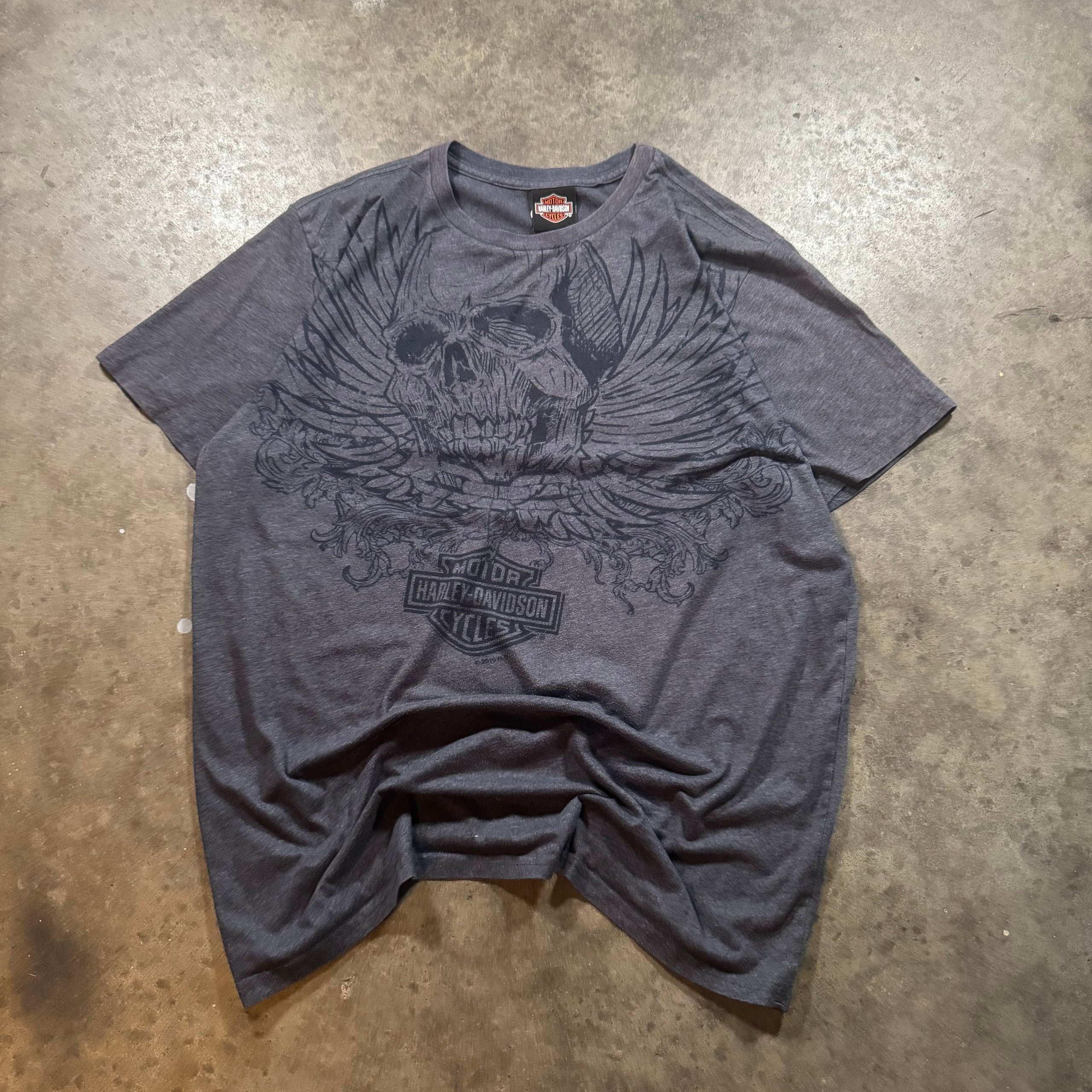 Harley Davidson Charcoal Grey Skull Wings T-Shirt XL image 2