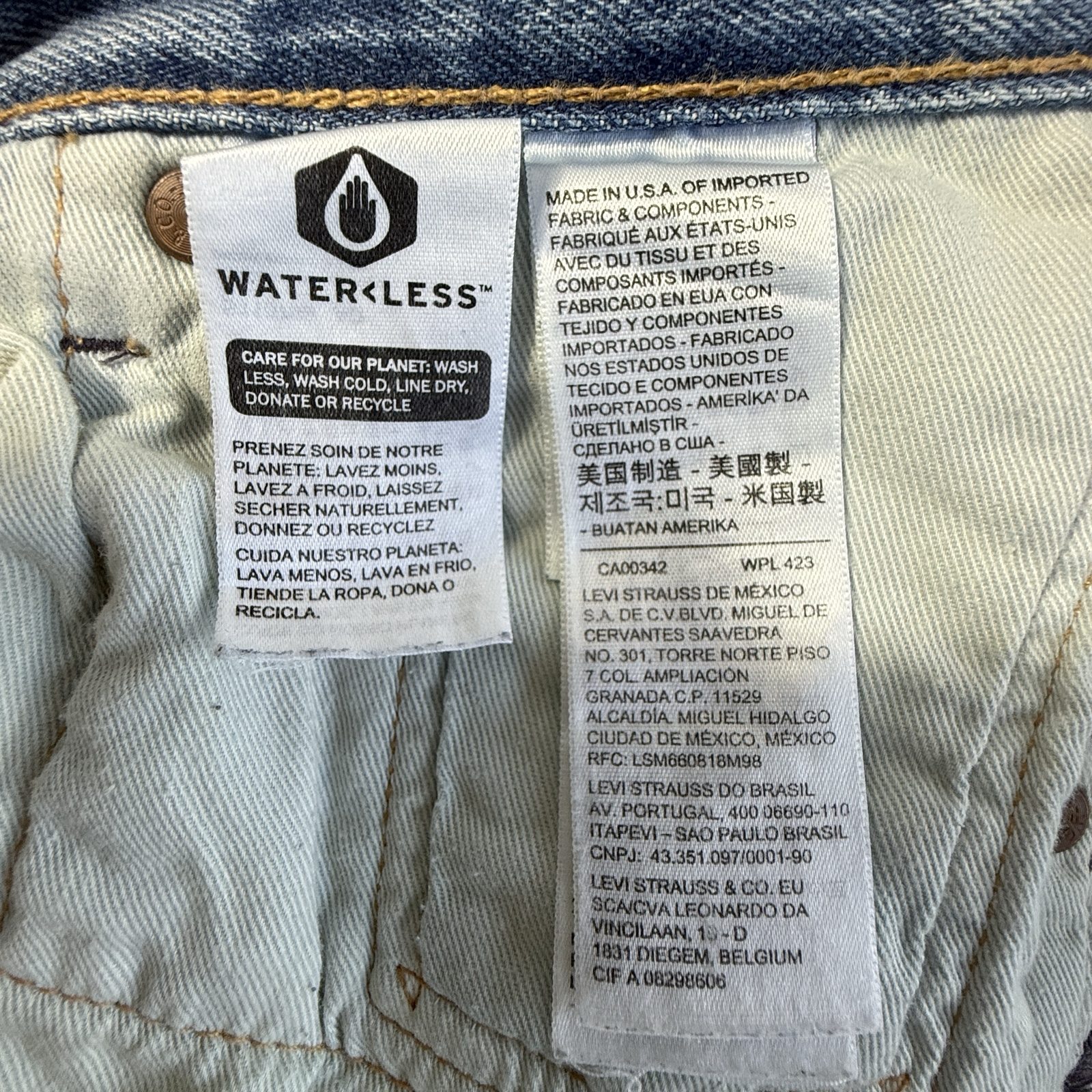 Levi’s 501 Original Fit Men’s Jeans W28 L32 Light Blue Made in USA Cotton image 7