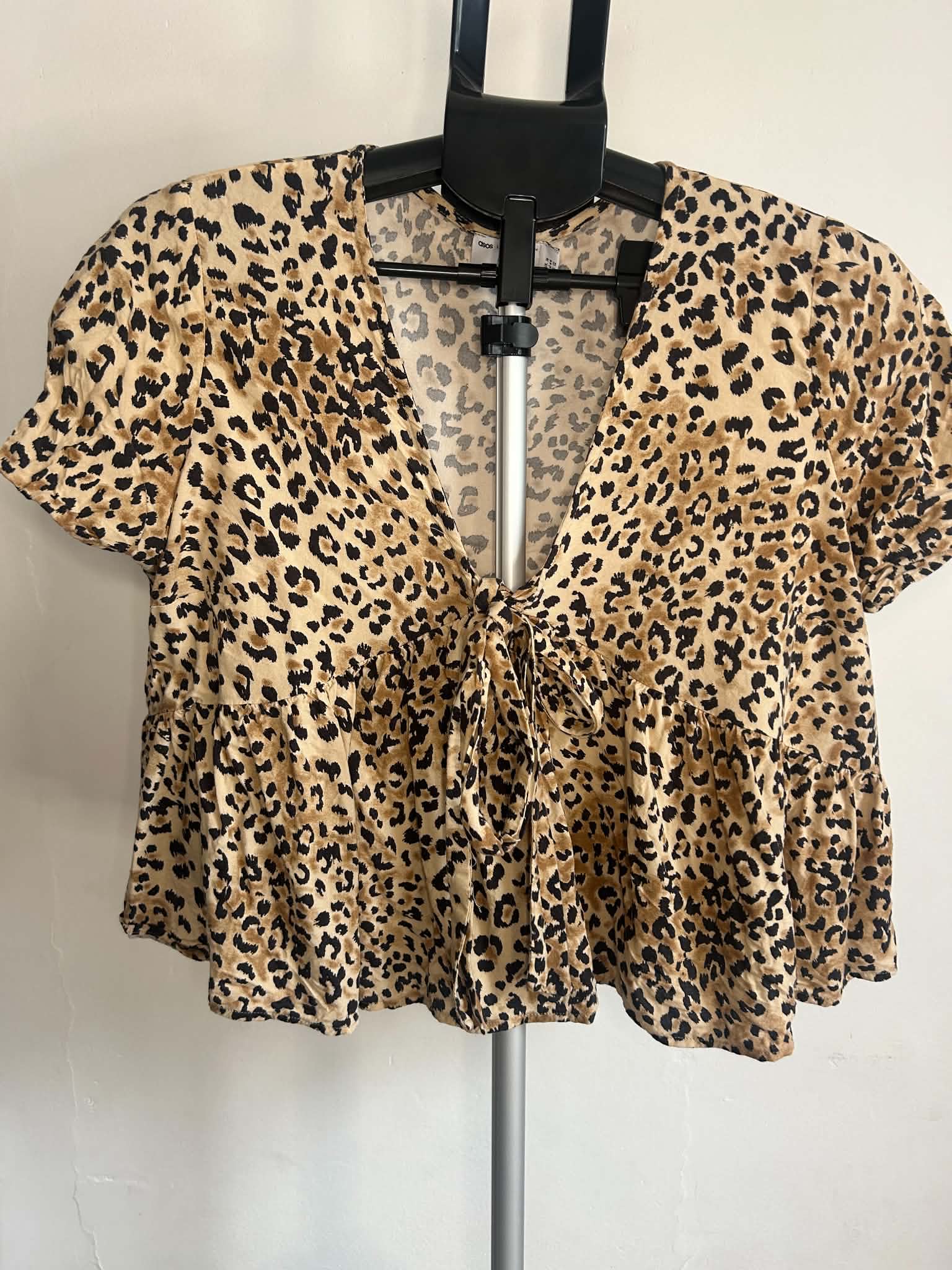ASOS Design Women's Leopard Print short sleve Tie-Front Top UK 16