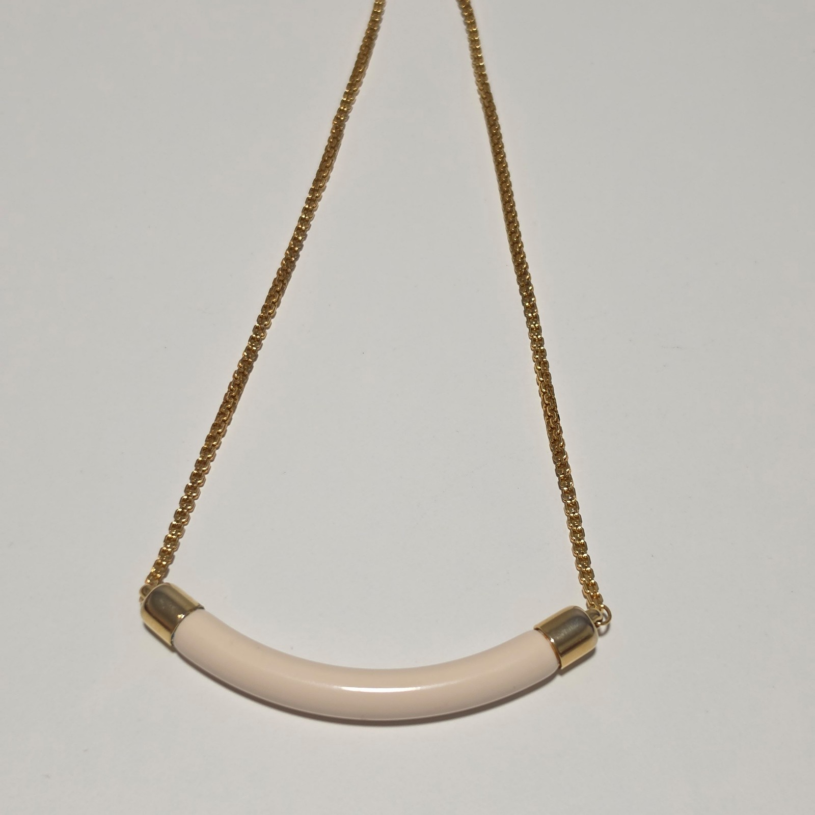 Costume Gold tone Necklace .b3 image 2
