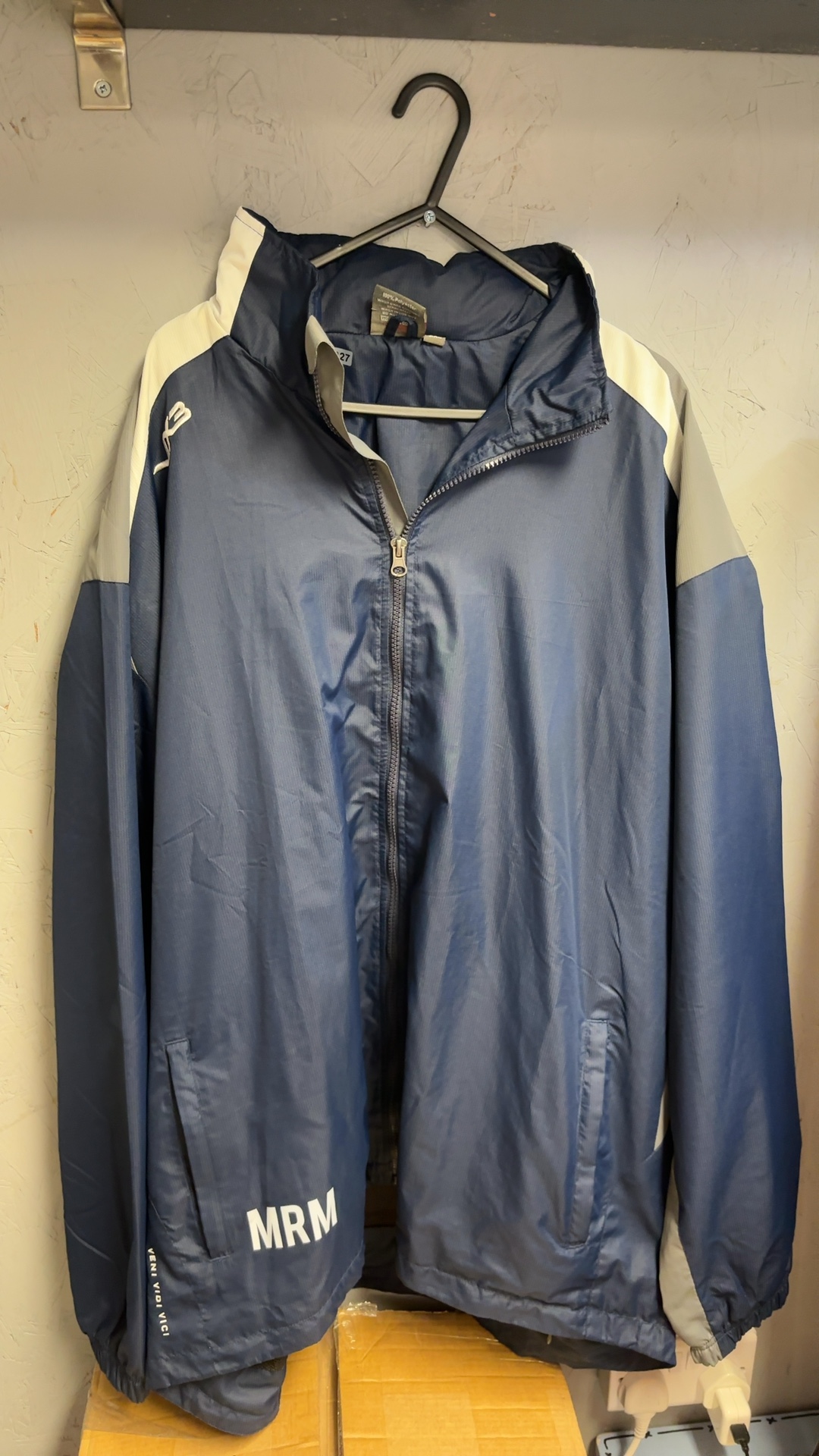 VX3 Navy & Grey Windbreaker Jacket 2XL Veni Vidi Vici excellent condition image 3