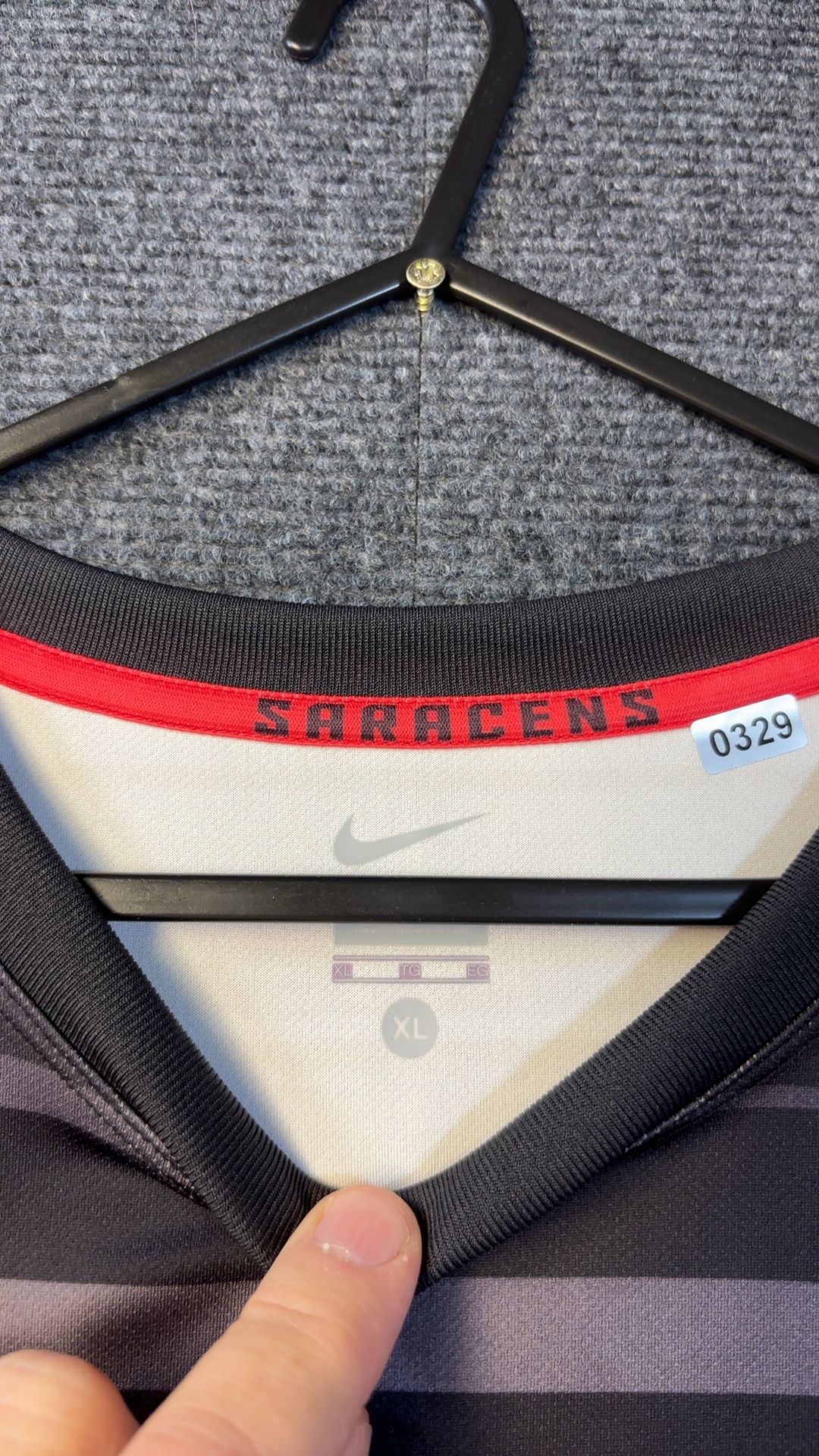 Nike Saracens Black & Red Rugby Jersey XL very good condition image 9
