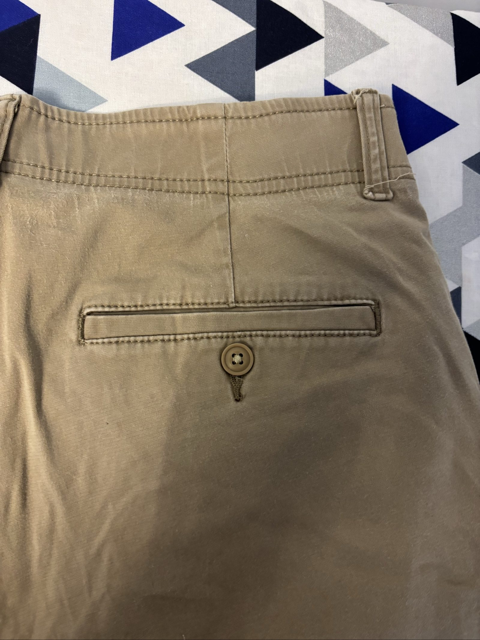 Lee Mens Beige Extreme Motion Twill Shorts 32 image 4