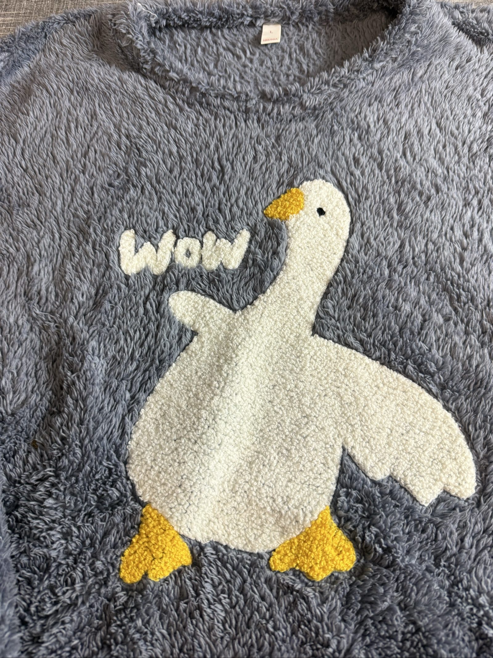 Unbranded Women’s Grey Fleece Sweater Large Duck Print image 2