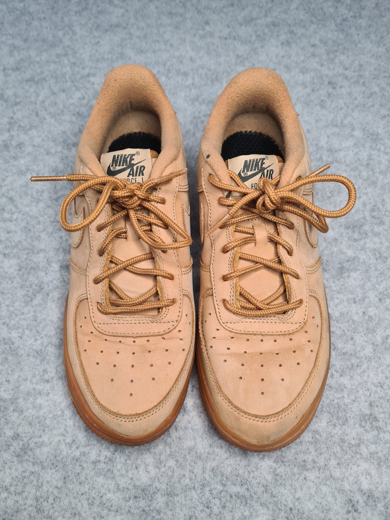 Nike Air Low Top Sneakers Beige Brown UK 10 image 5