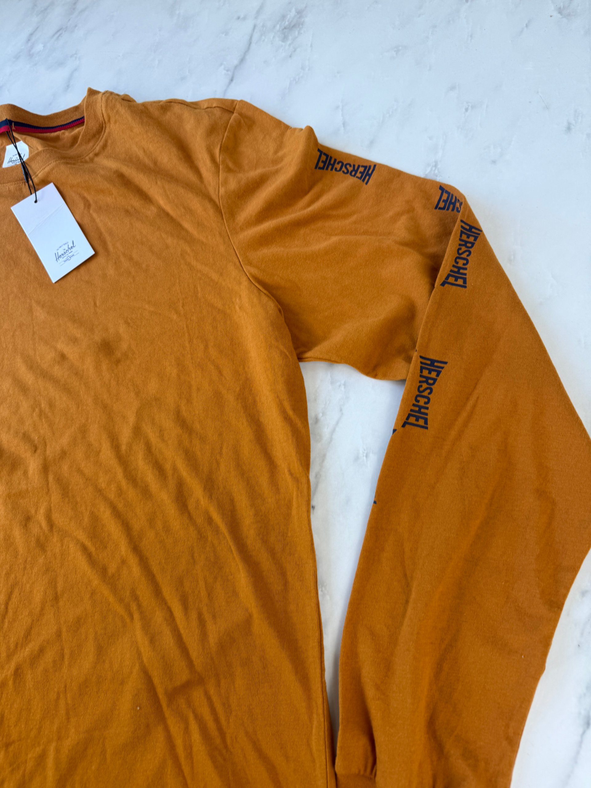 Herschel Men's Pumpkin Spice Long Sleeve Tee Medium Mustard New with Tags image 5
