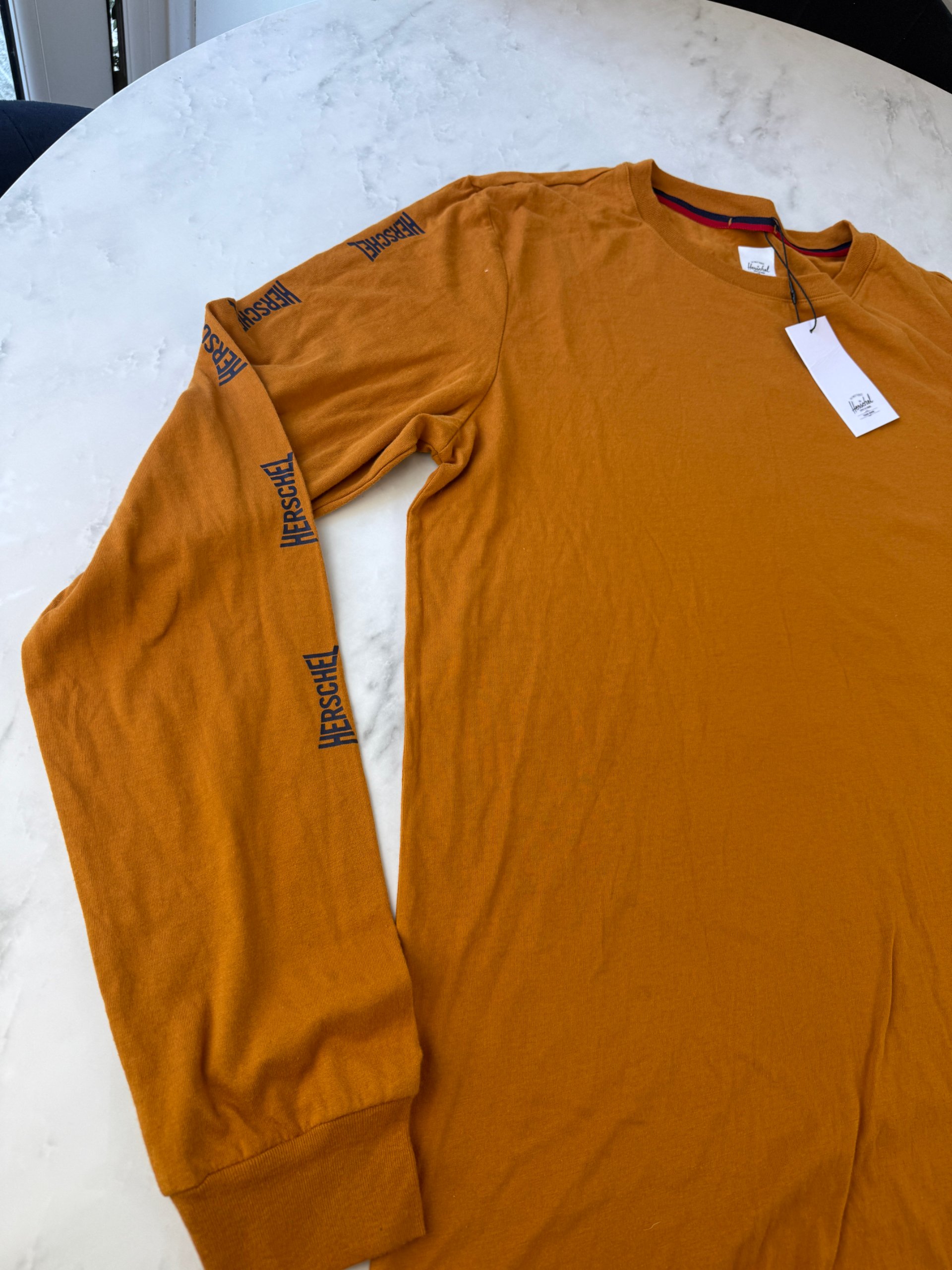 Herschel Men's Pumpkin Spice Long Sleeve Tee Medium Mustard New with Tags image 6