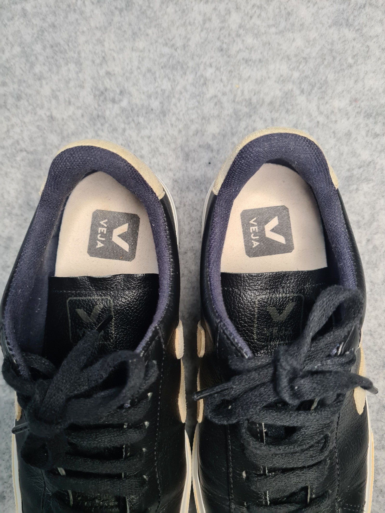 Veja Women’s Black Blue Beige Casual Trainers Size 38 UK 4 image 6