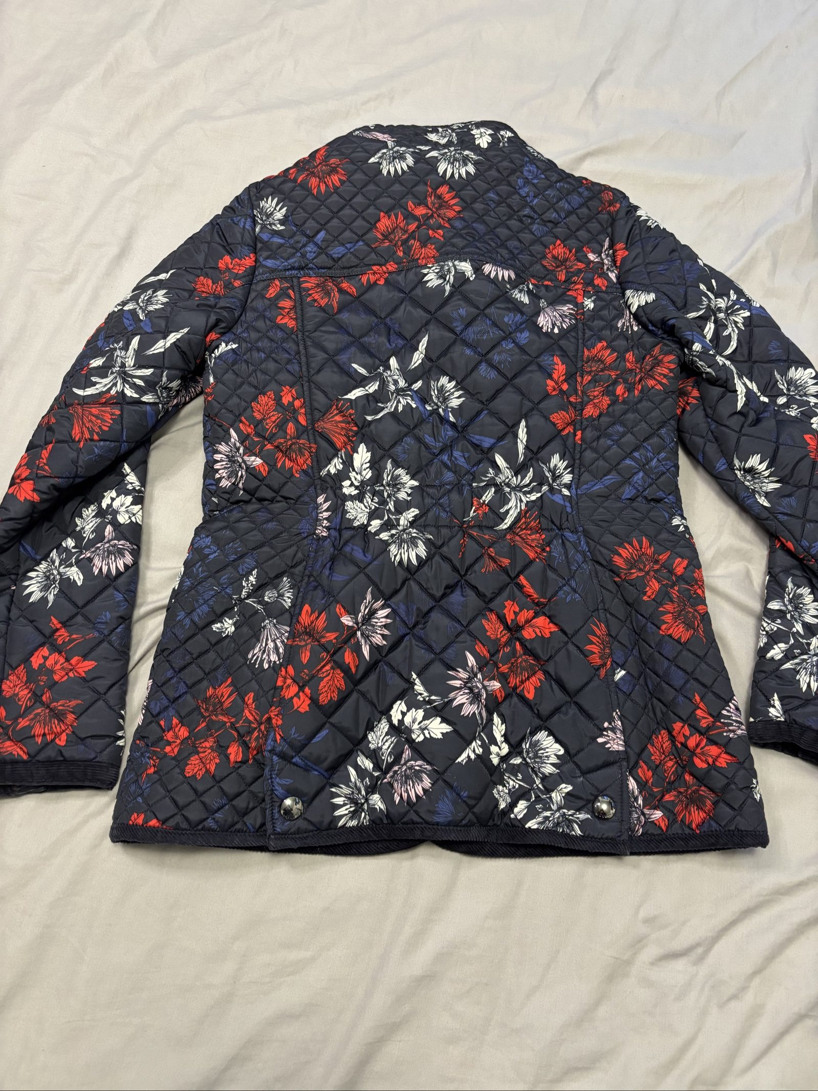 Joules Navy Multi Floral Quilted Jacket Medium Women's image 4