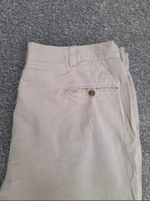 Tommy Hilfiger with a buttoned back pocket,Beige,40" image 5
