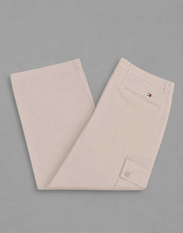 Tommy Hilfiger Beige Men's Chino Shorts 34"