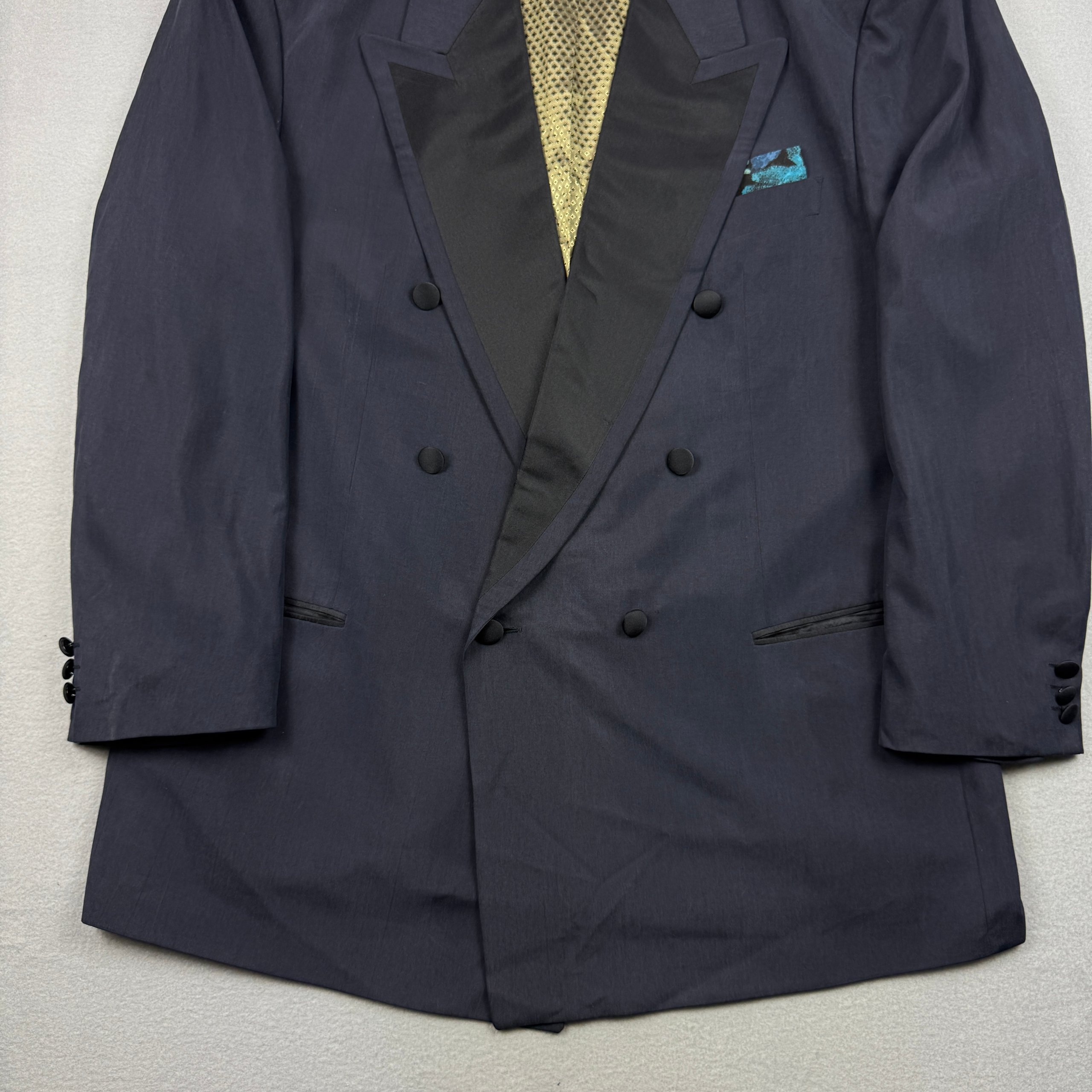 Vintage Hugo Boss Vivaldi / Opera Navy & Black Double-Breasted Tuxedo Silk Blazer Size 56 / XXL image 3