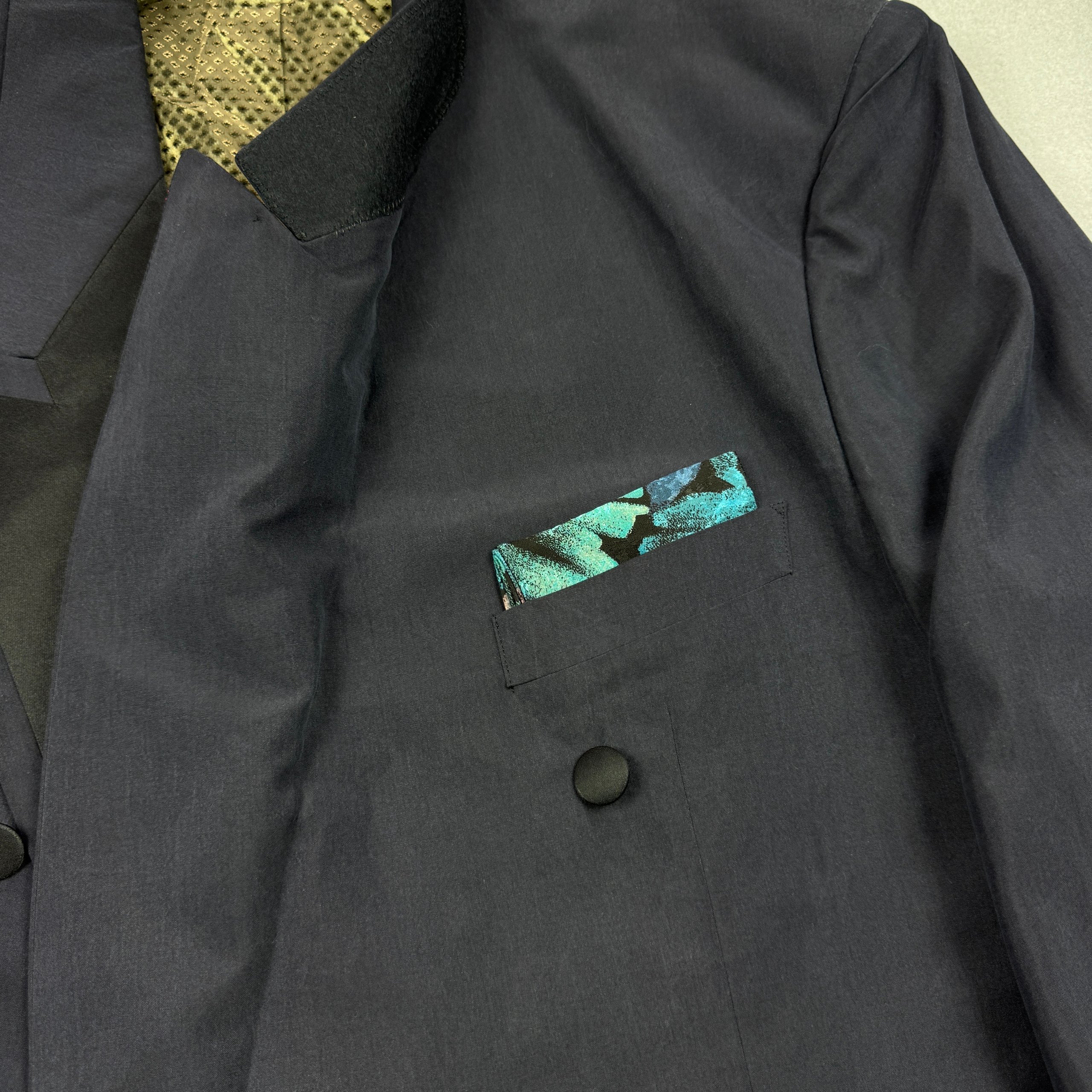 Vintage Hugo Boss Vivaldi / Opera Navy & Black Double-Breasted Tuxedo Silk Blazer Size 56 / XXL image 7