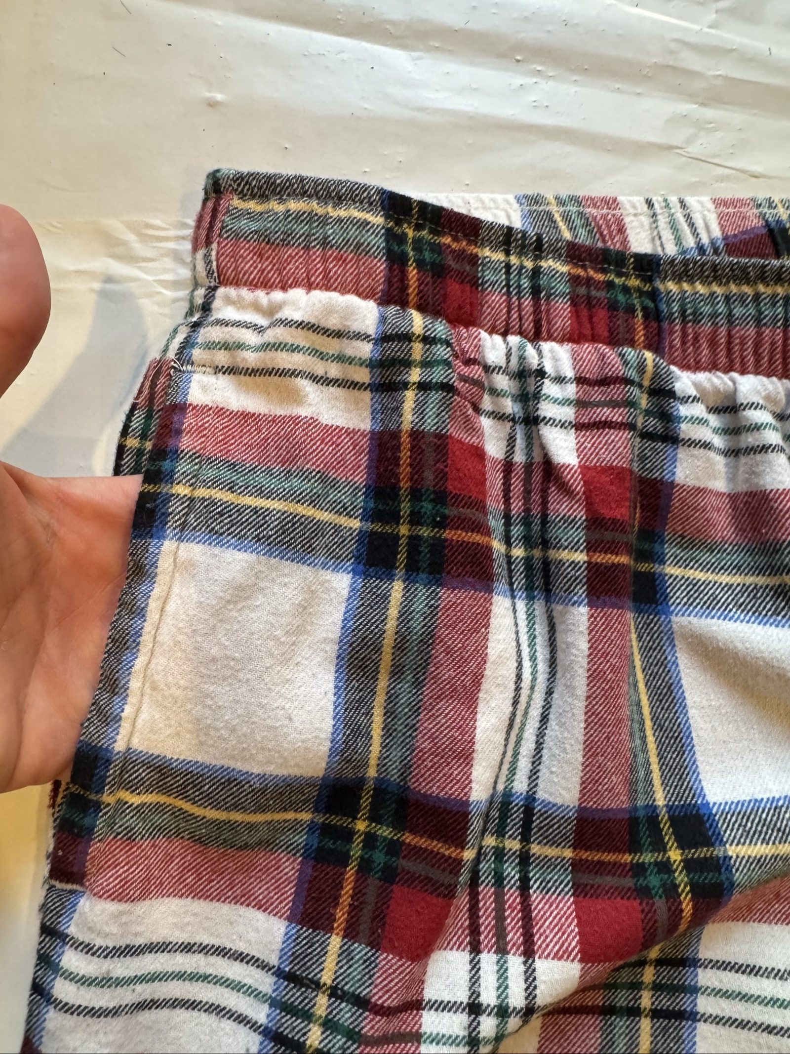 Old Navy Red & White Plaid Cotton Lounge Pants Large image 3