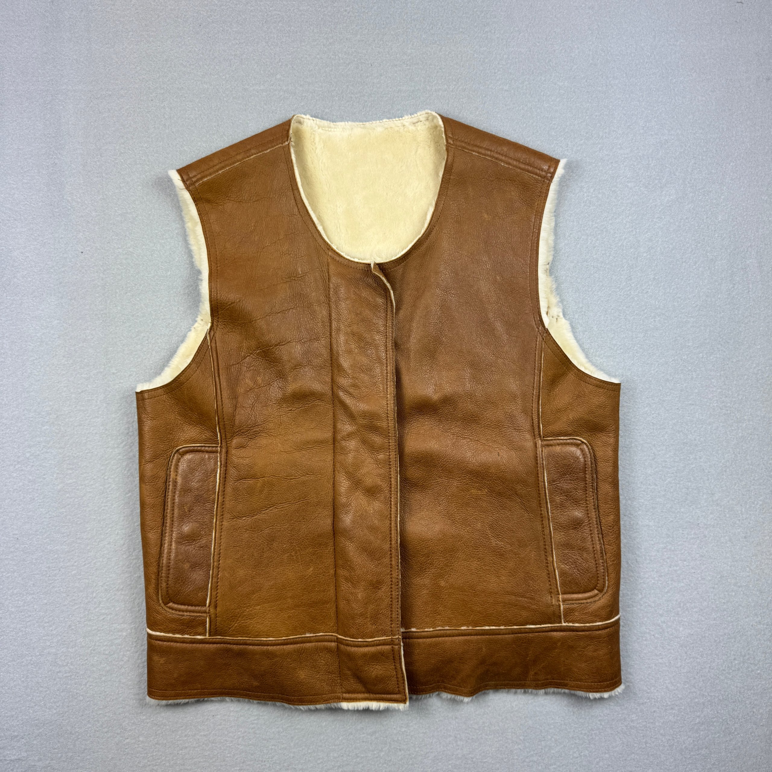 Women`s Burberry London Brown Shearling Leather Sheepskin Vest Size M