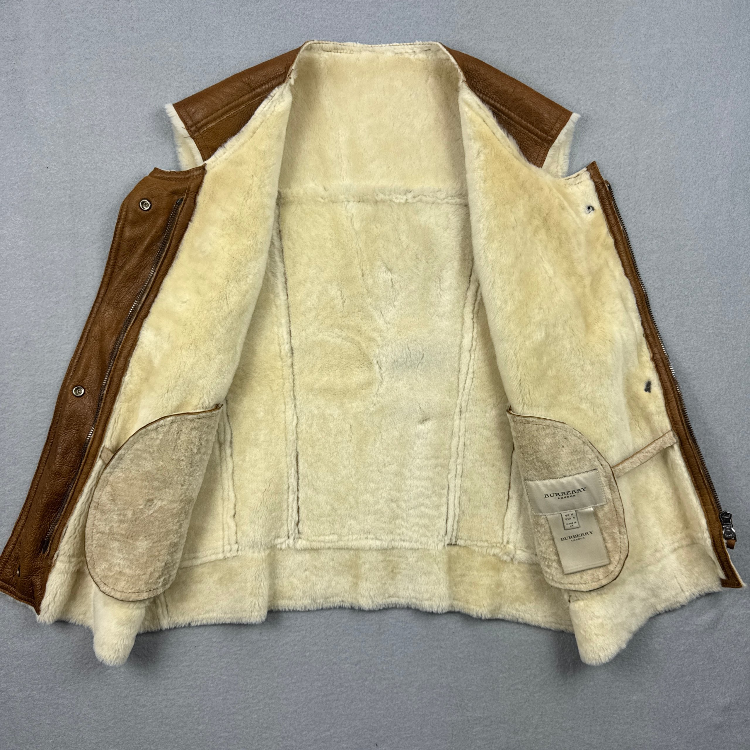 Women`s Burberry London Brown Shearling Leather Sheepskin Vest Size M image 3