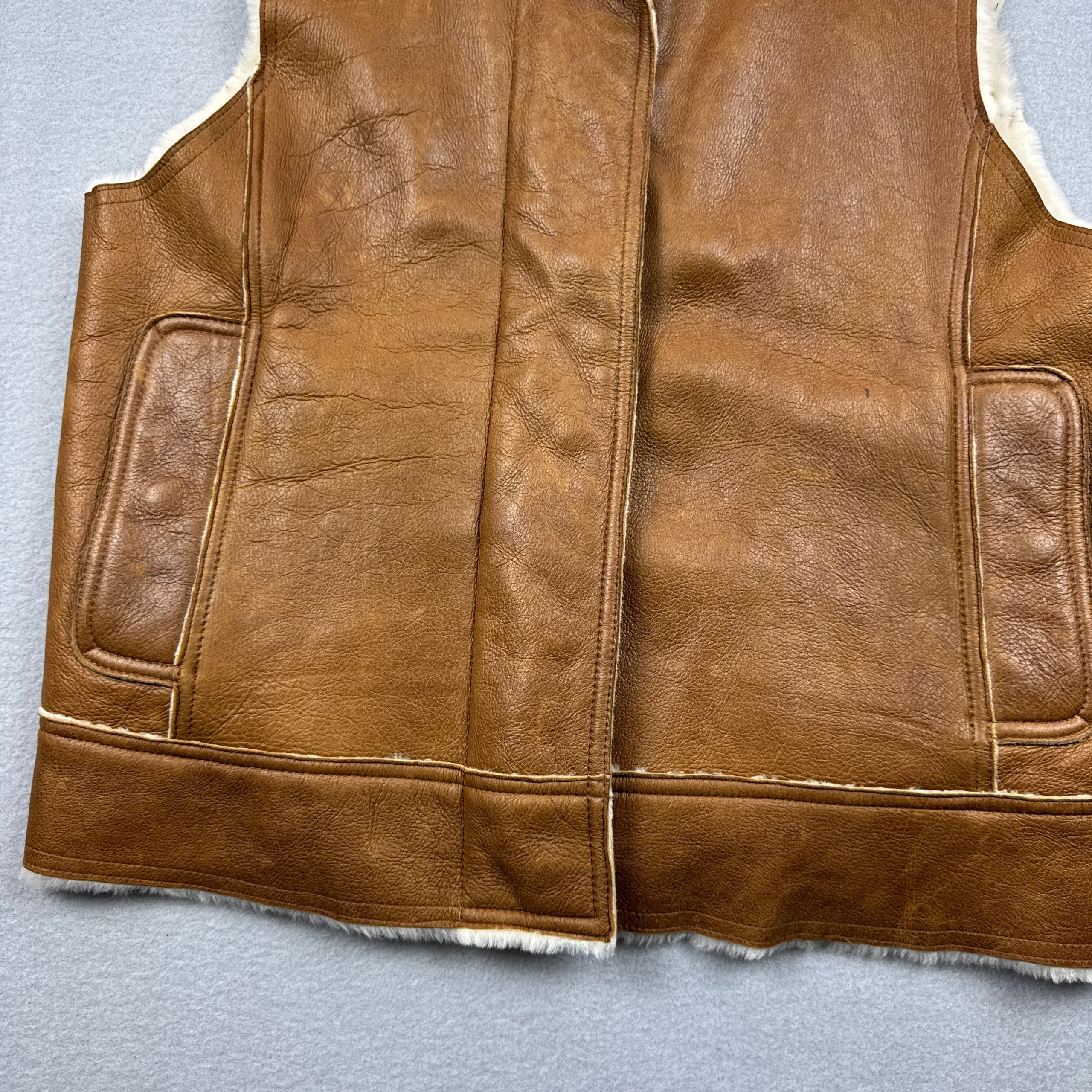 Women`s Burberry London Brown Shearling Leather Sheepskin Vest Size M image 5