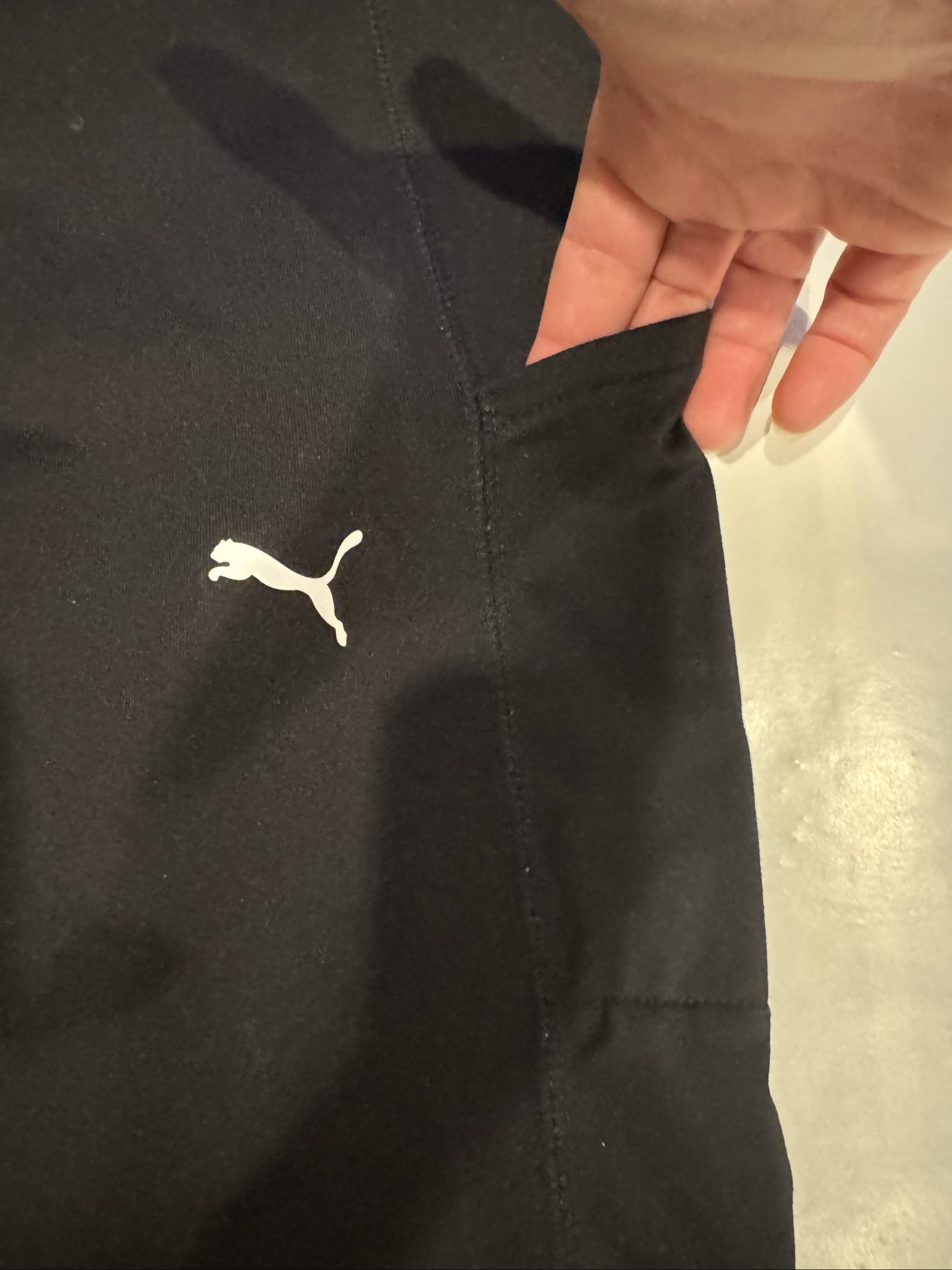 Puma Black Women's Jogger Sweatpants Medium with Side Pocket image 4