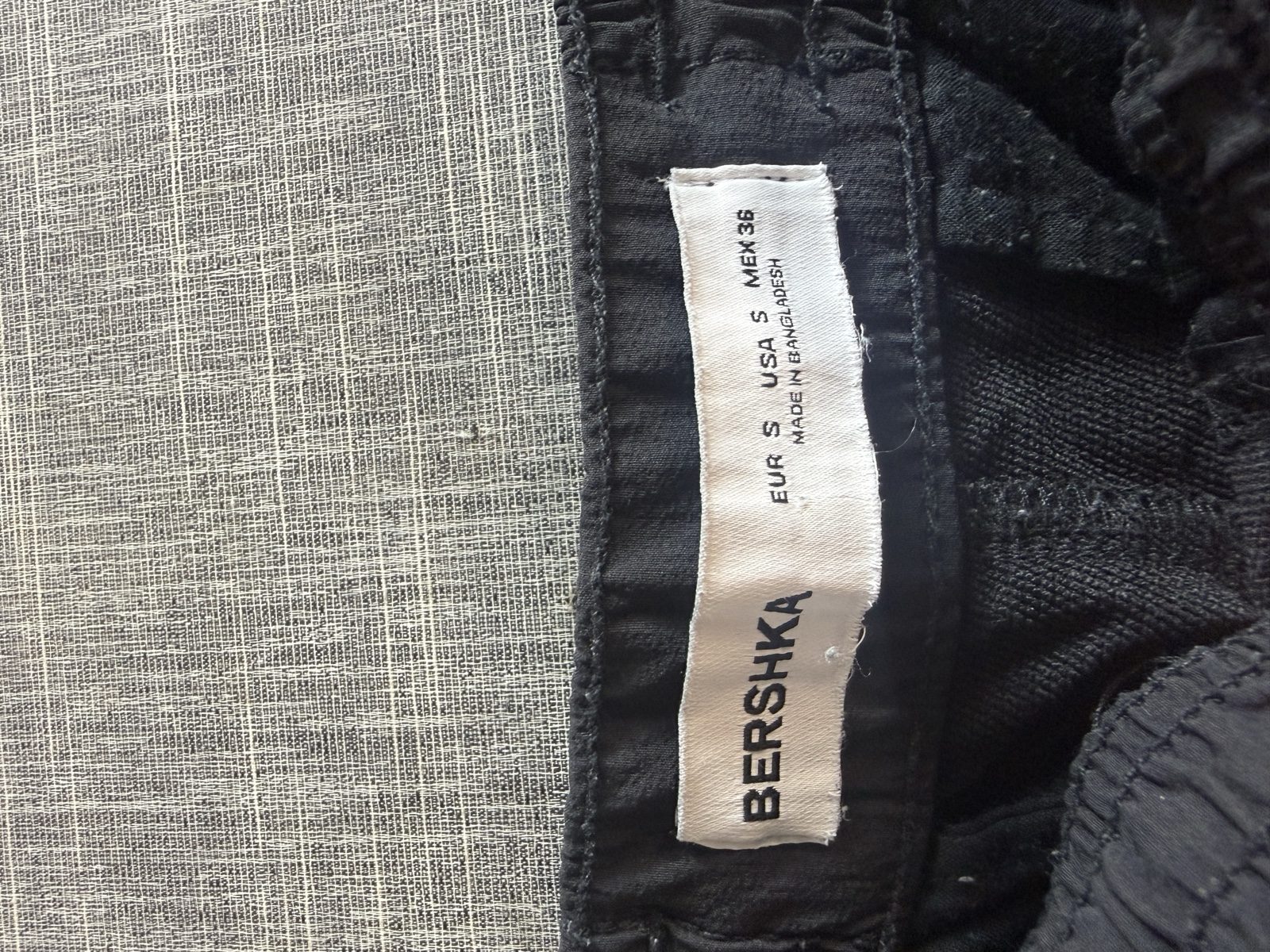 Bershka Women’s Black Casual Jogger Trousers Small Elastic Waist Drawstring image 3