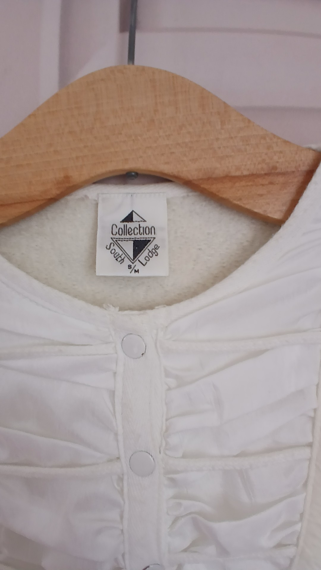 South Lodge Vintage 80's White Textured Ruffle Front Sweatshirt Small Medium image 5
