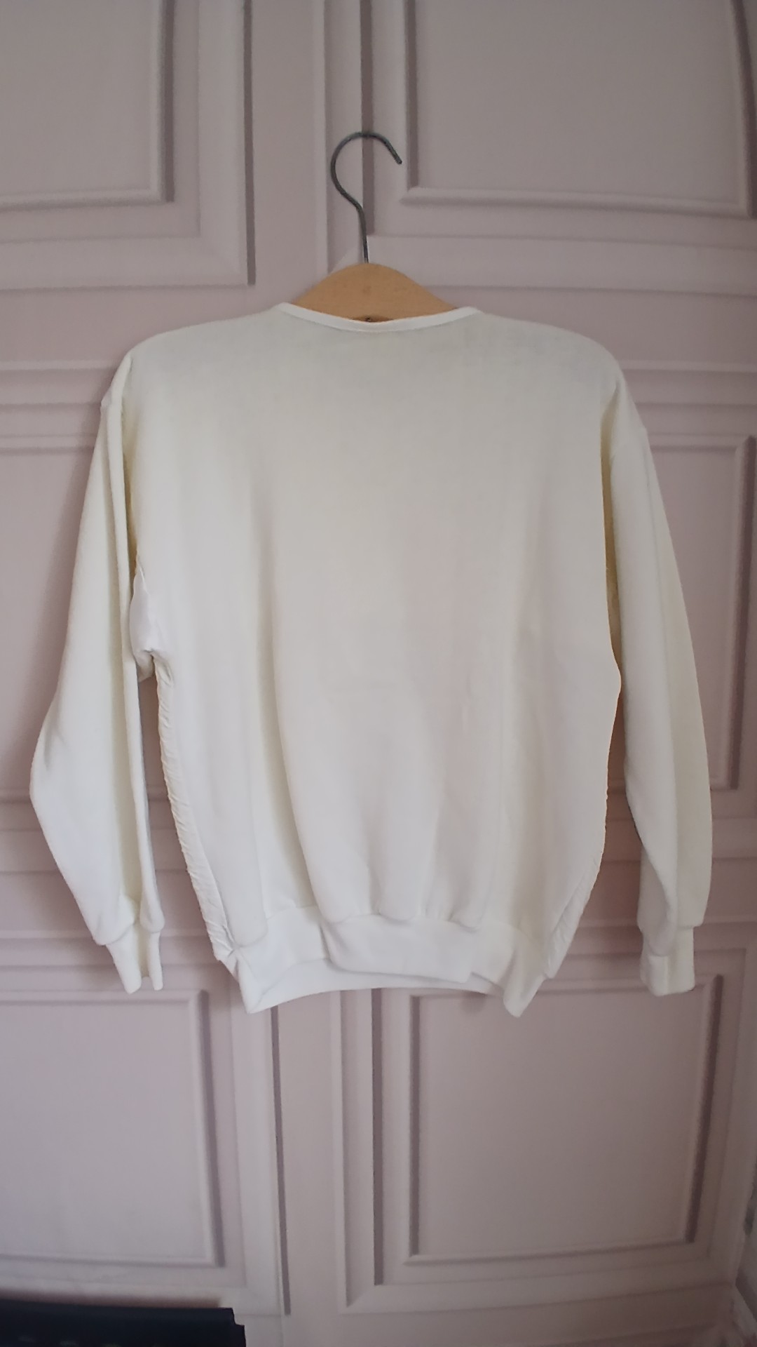 South Lodge Vintage 80's White Textured Ruffle Front Sweatshirt Small Medium image 6