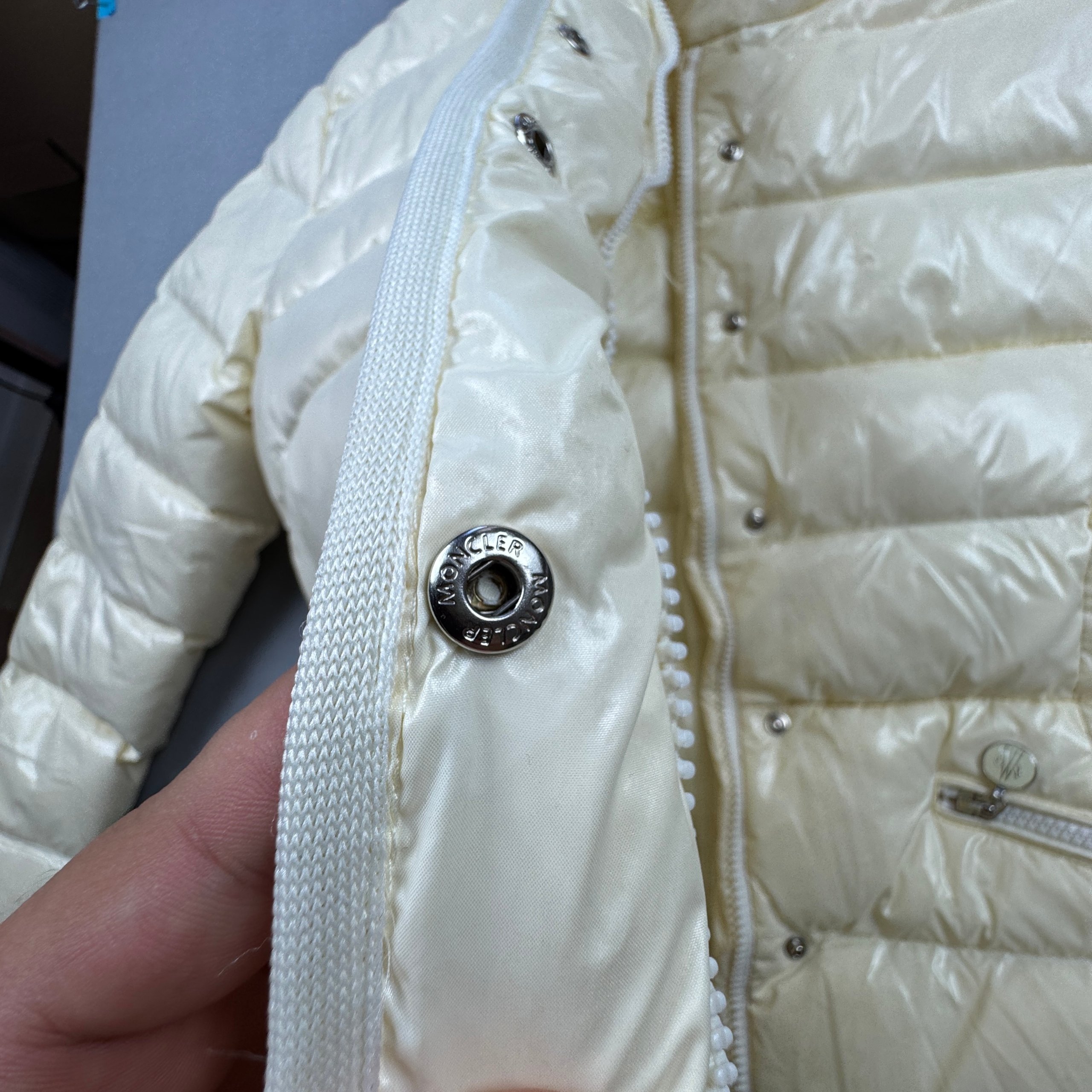 Women`s Moncler Women Cream Puffer Jacket Size 1 / S image 8