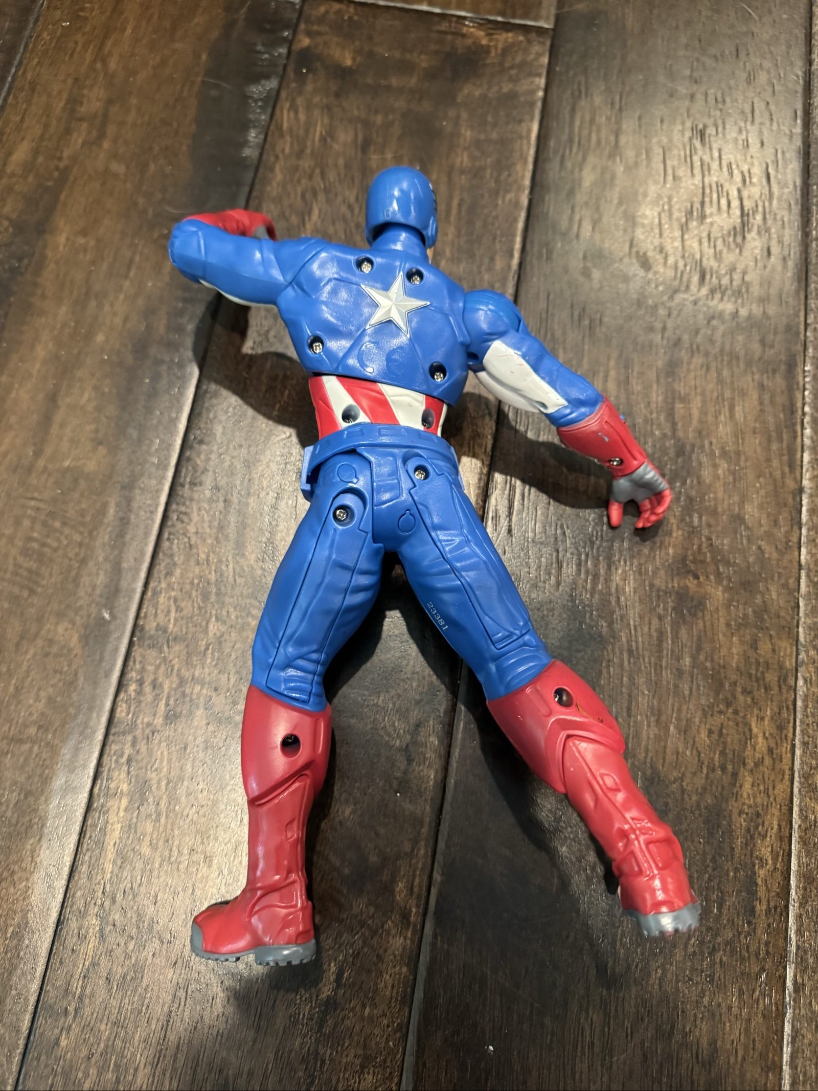Marvel Captain America Blue, Red & White Action Figure image 4