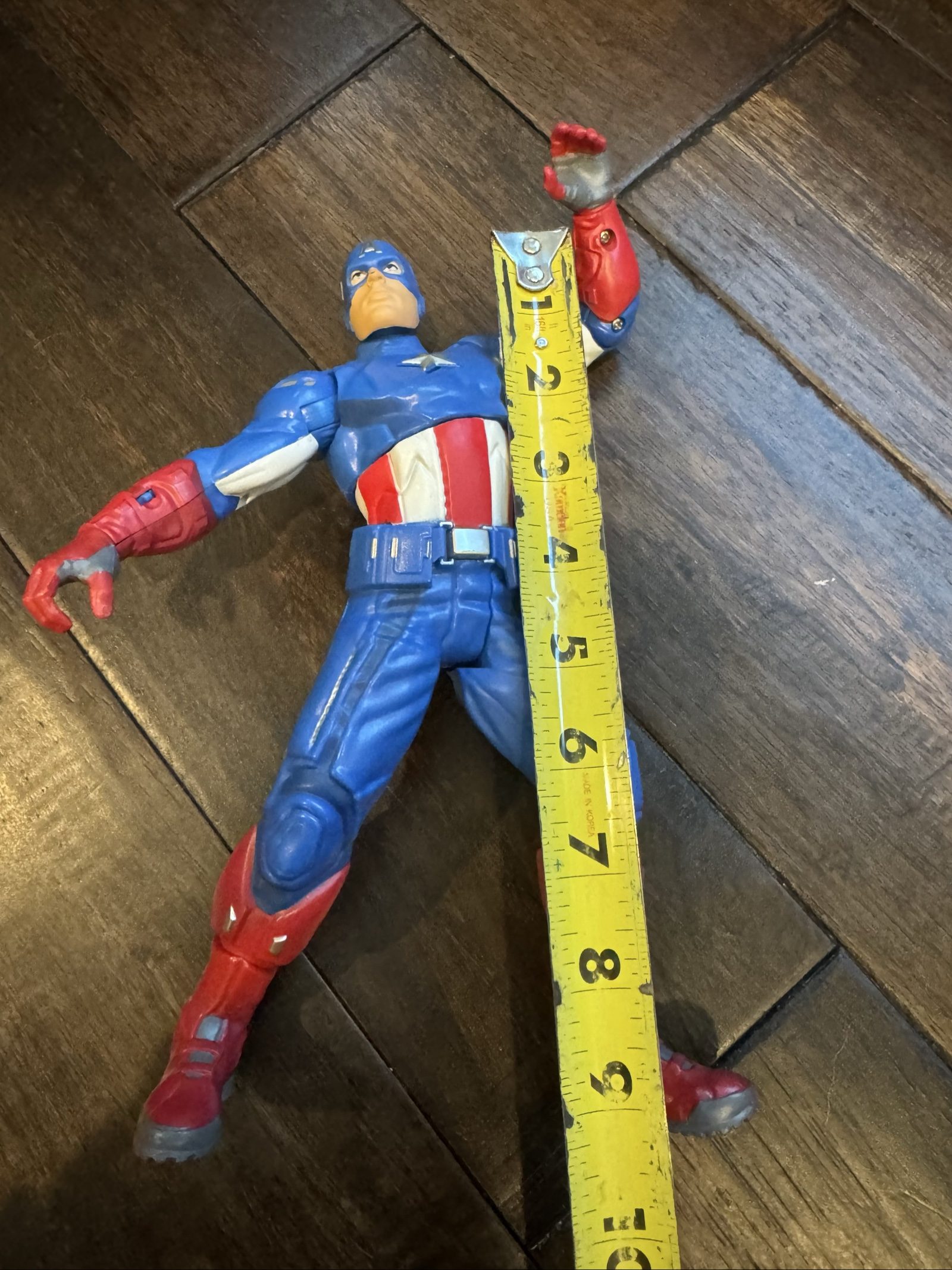Marvel Captain America Blue, Red & White Action Figure image 8