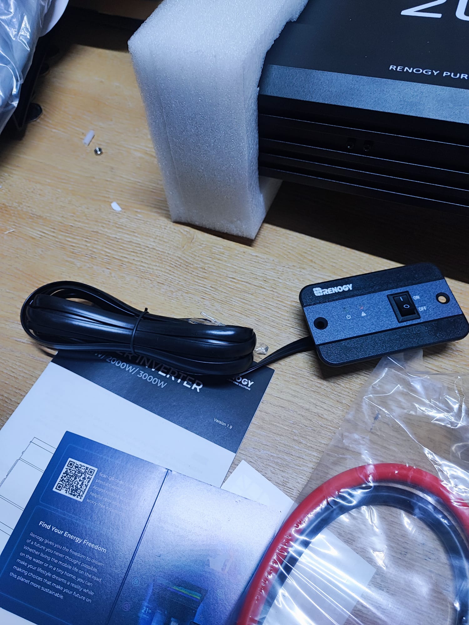 Renogy 2000W Pure Sine Wave Inverter 12V to 230V – 4000W Peak UPS UK image 4