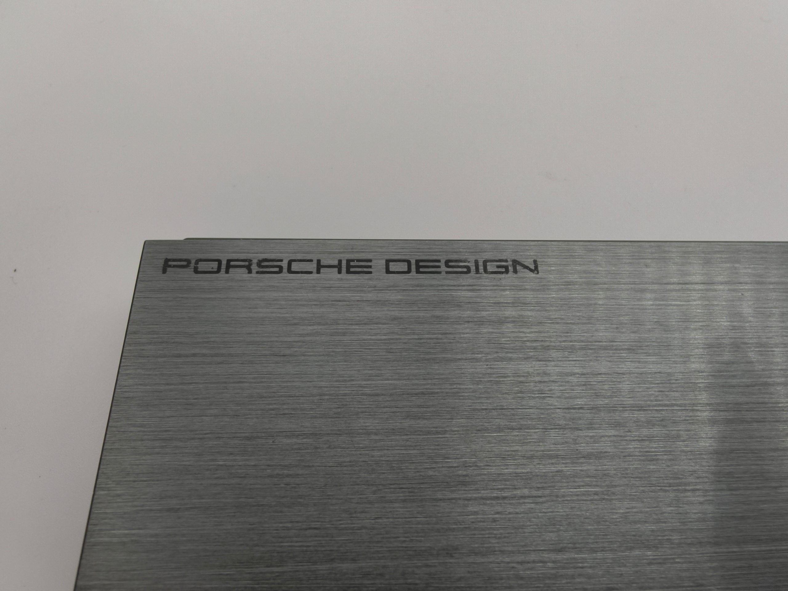 Hard Disk Esterno LaCie Porsche Design 500GB AR25U3 USB 3.0 2.5 Alluminio Cavo image 2