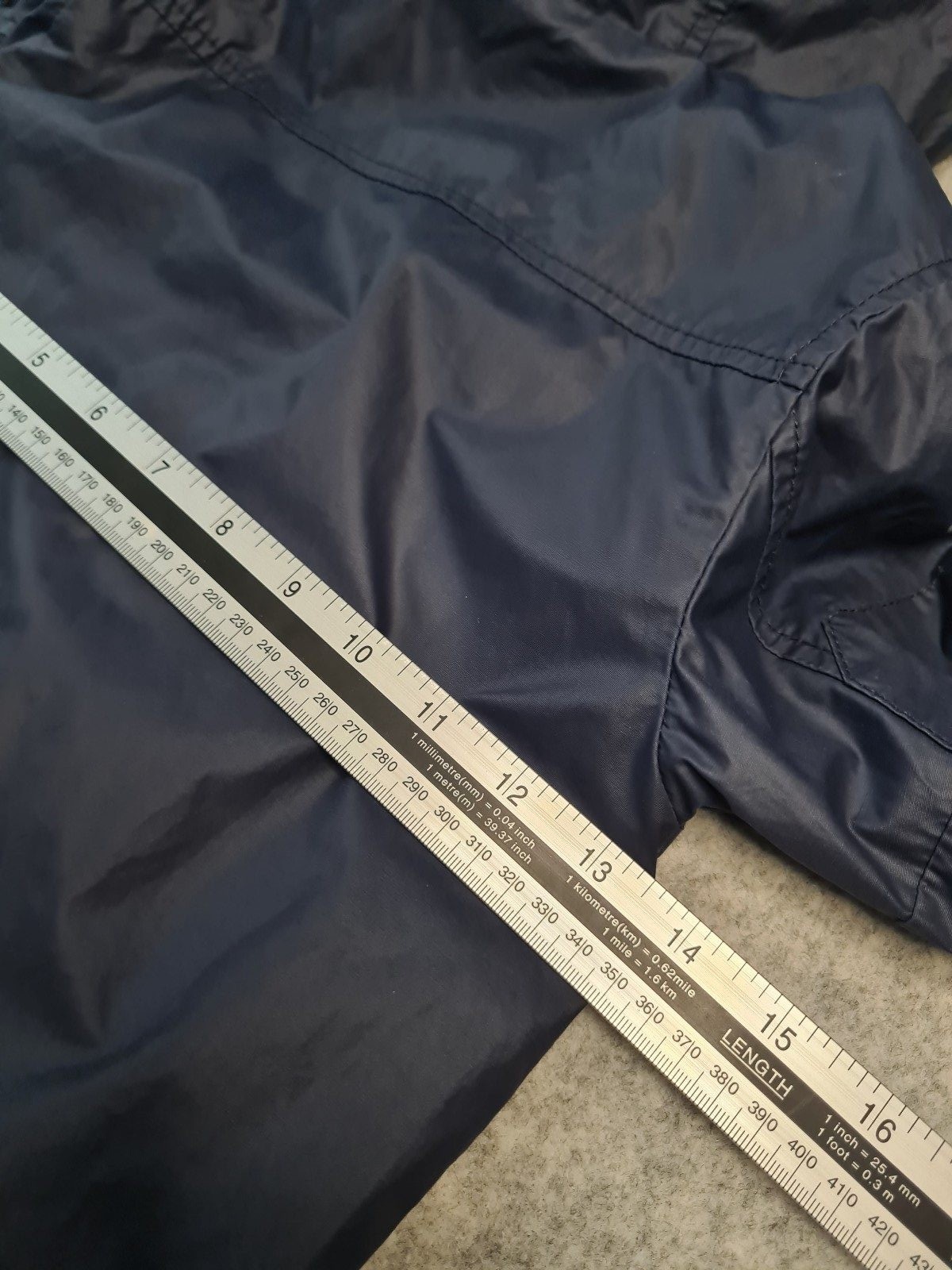 United Colours of Benetton Kids Navy Hooded Rain Jacket Size 4 Years image 6
