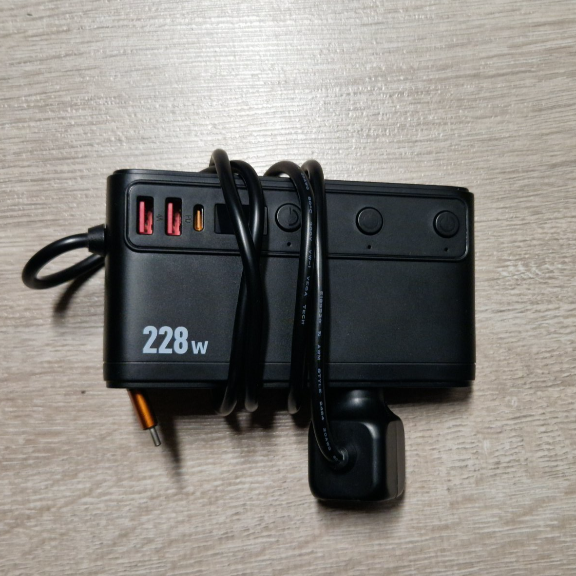 Zigarettenanzünder Autoladegerät PD45W 228W 3-fach USB TYP C
