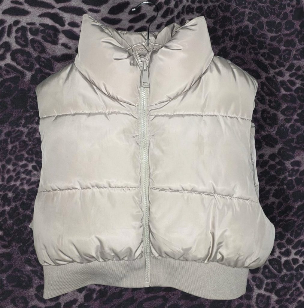 Mila & Tiff Beige Puffer Vest S/Women
