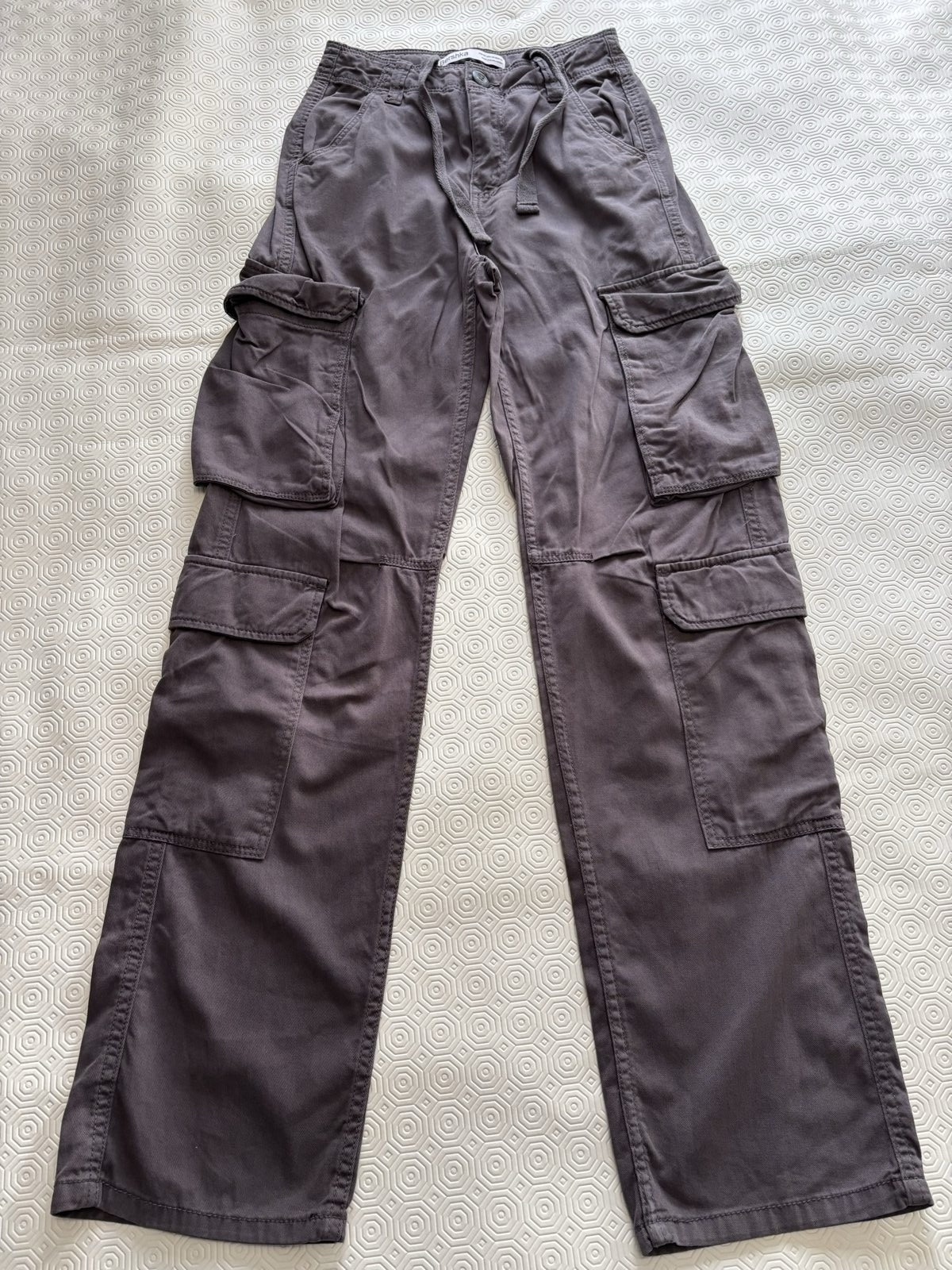 Bershka Grey Cargo Pants Medium Cotton Casual