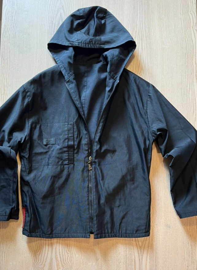 Prada Milano – Reversible technical cotton jacket – Black – Hooded – Very good condition – Original price €1,200 image 3