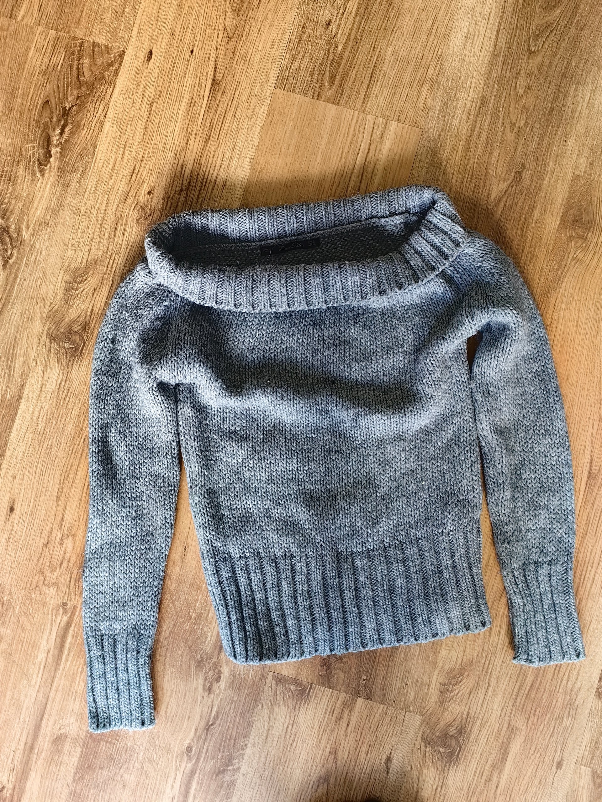 Mājīgs un silts Zara Knit adīts džemperis