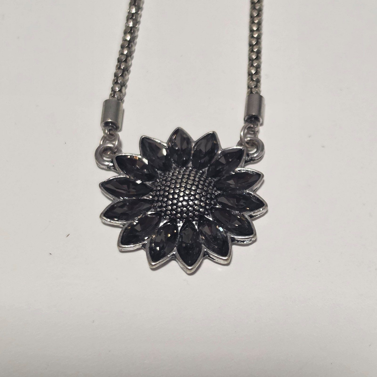 Black Gem Flower Pendant Necklace. B6 image 3