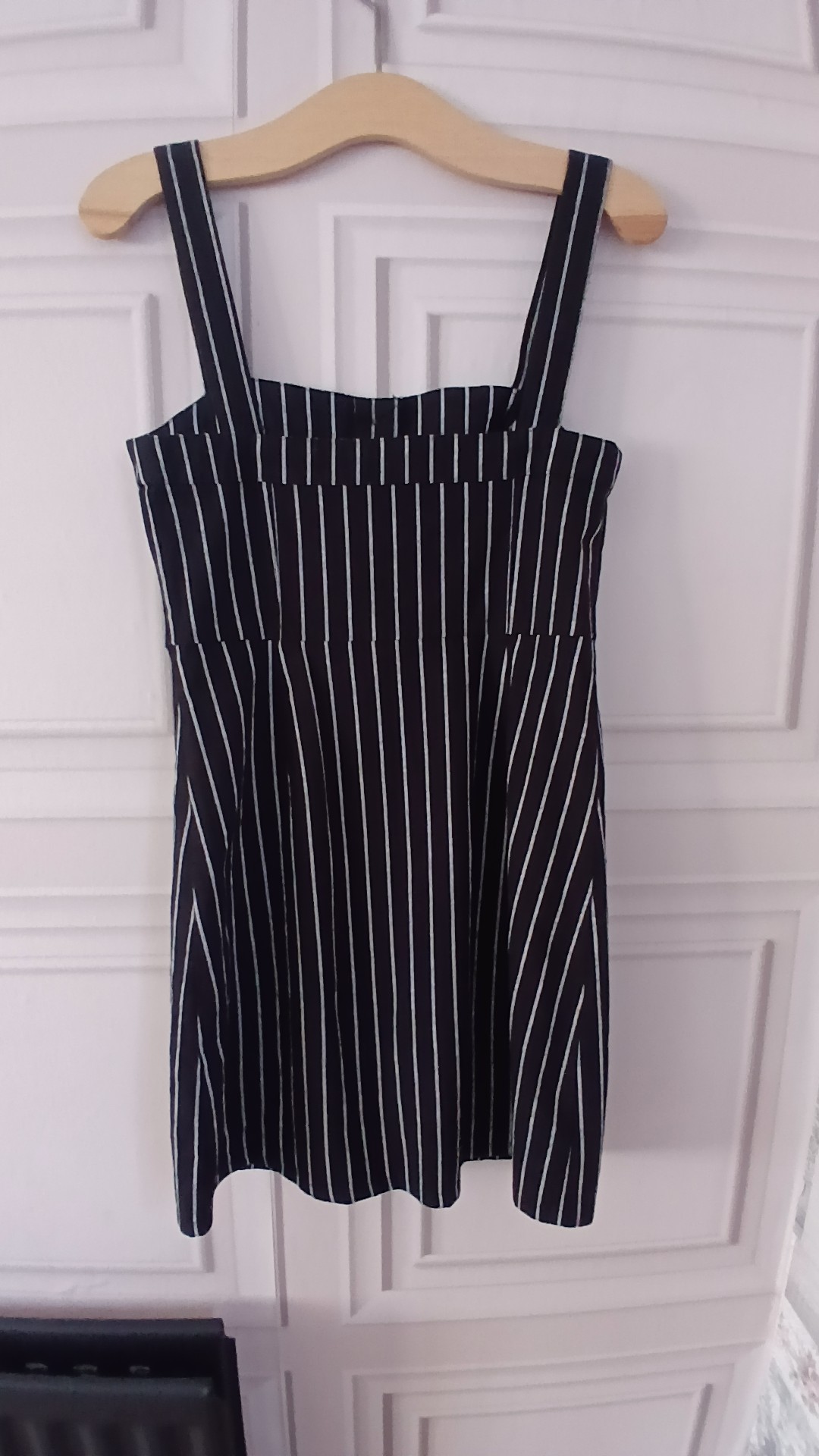 Hollister Women's Black & White Striped Button-Front Mini Dress Small image 4