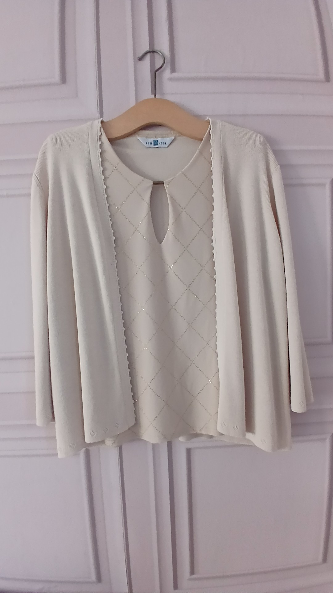 Cream Cardigan & Sleeveless Gold and Neutrals Top Size 18