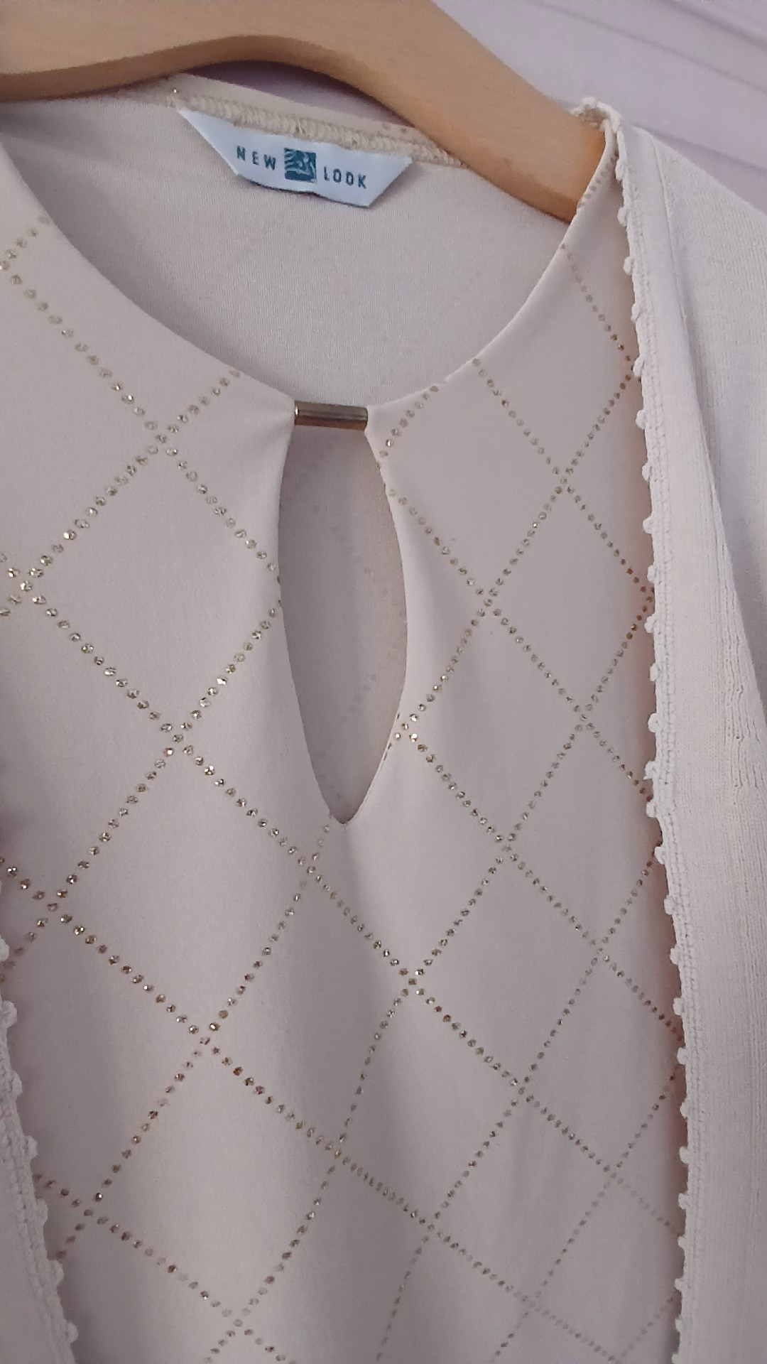 Cream Cardigan & Sleeveless Gold and Neutrals Top Size 18 image 2