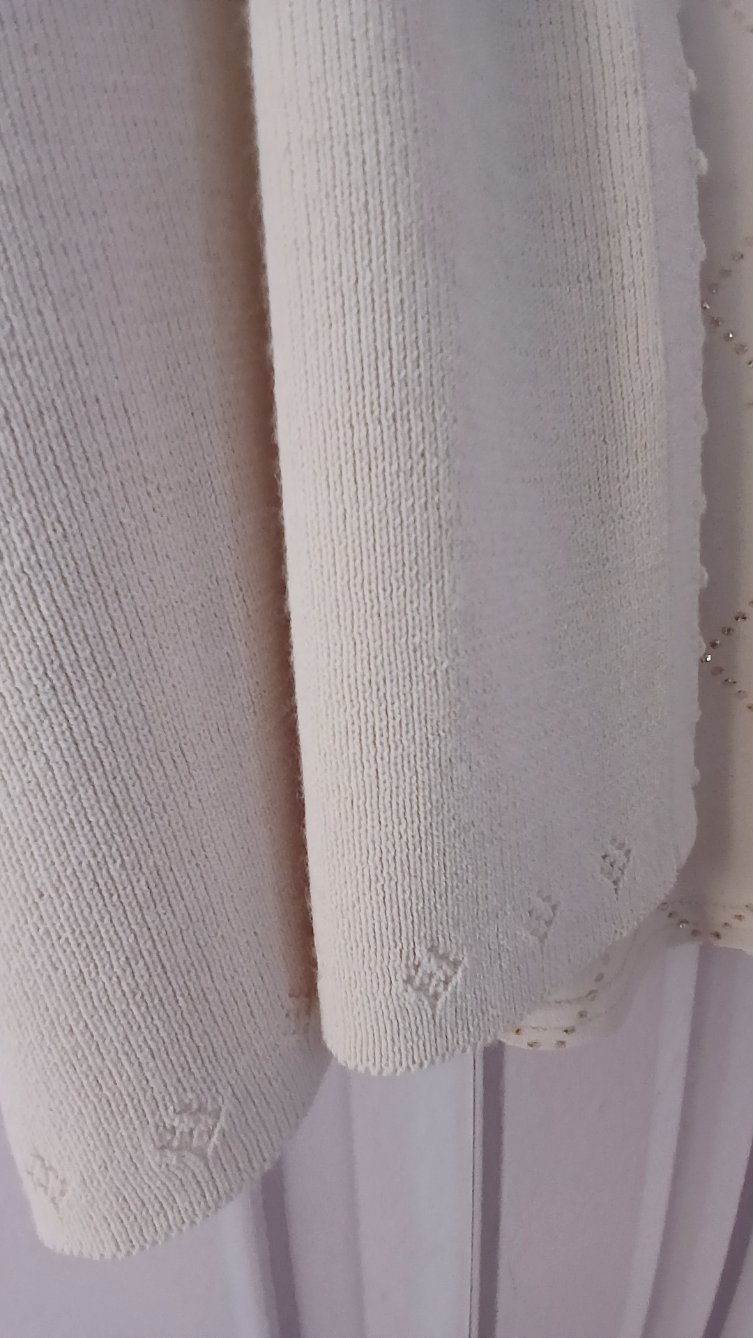 Cream Cardigan & Sleeveless Gold and Neutrals Top Size 18 image 3
