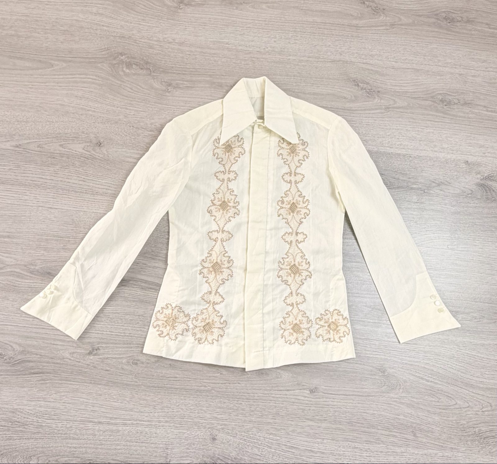 Unbranded Cream Embroidered Long Sleeve Shirt Medium