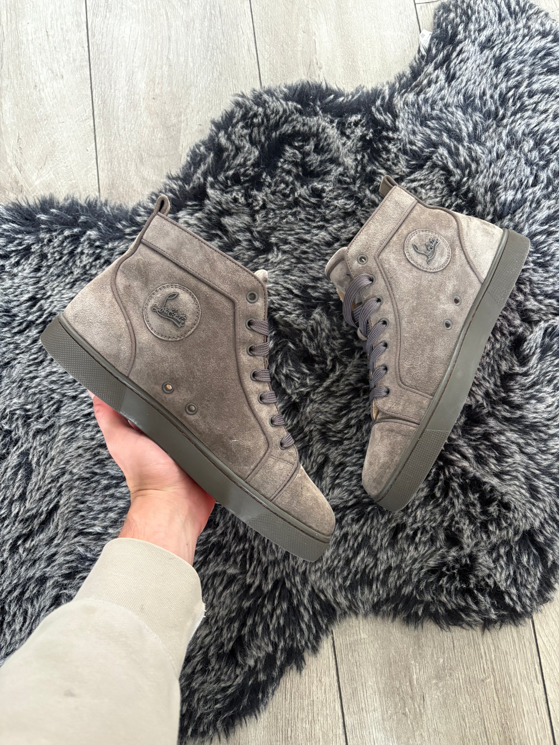 Christian Louboutin Louis Flat Suede Brown Size 42